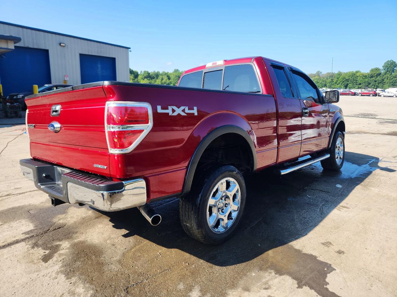 2014 Ford F150 Super Cab Burgundy vin: 1FTFX1EF2EKG44443