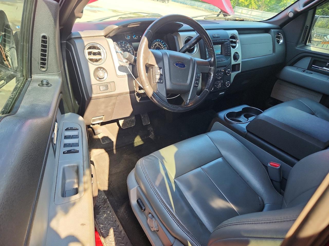 2014 Ford F150 Super Cab Burgundy vin: 1FTFX1EF2EKG44443