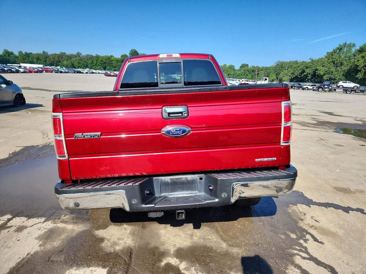 2014 Ford F150 Super Cab Burgundy vin: 1FTFX1EF2EKG44443