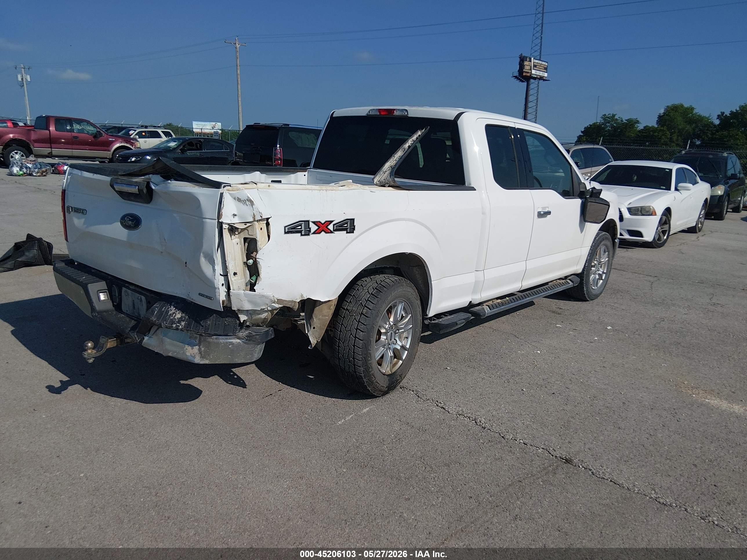 2015 Ford F-150 Xlt White vin: 1FTFX1EF2FKF08346