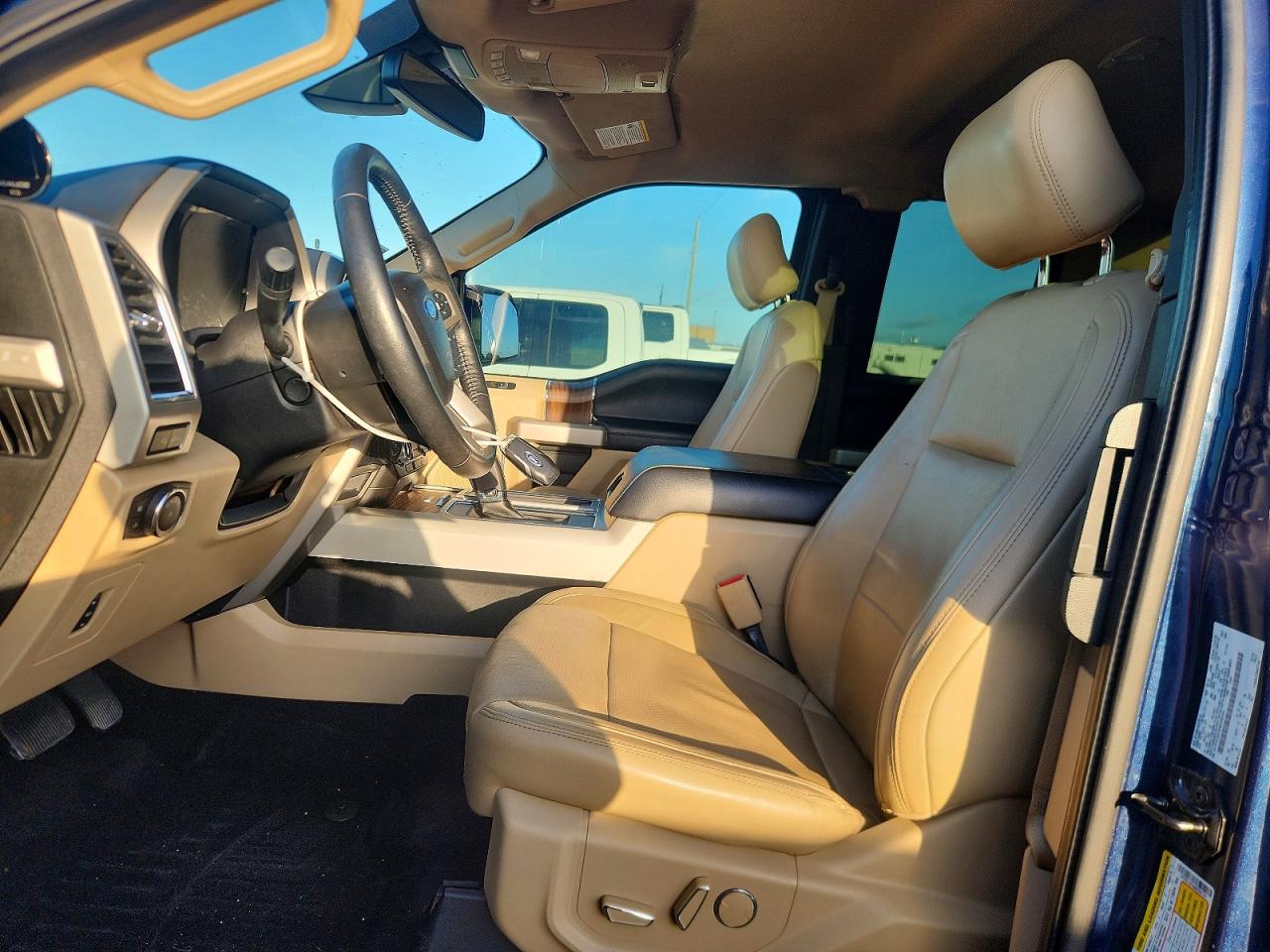 2017 Ford F150 Super Cab Синий vin: 1FTFX1EF2HKC00161
