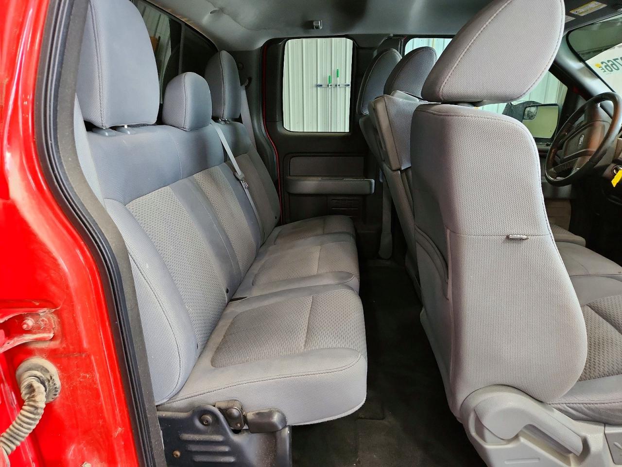 2011 Ford F150 Super Cab Red vin: 1FTFX1EF3BFA03838