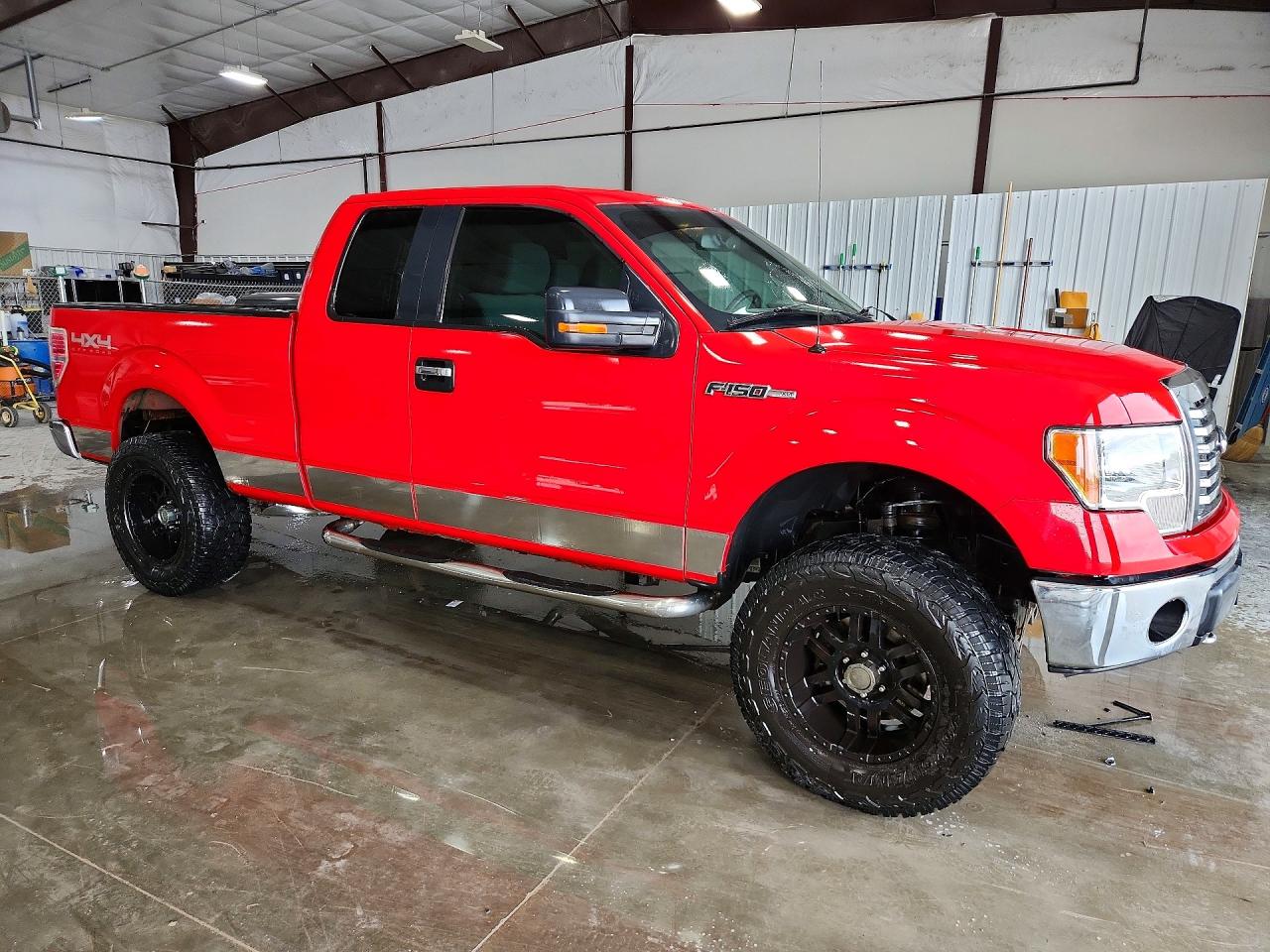 2011 Ford F150 Super Cab Red vin: 1FTFX1EF3BFA03838