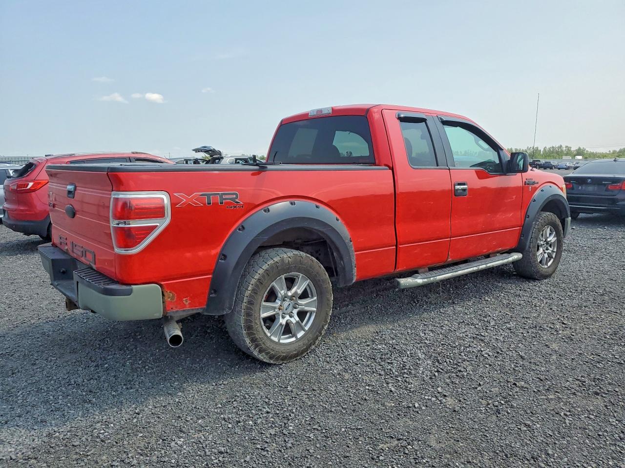 2011 Ford F150 Super Cab Red vin: 1FTFX1EF3BFA09199
