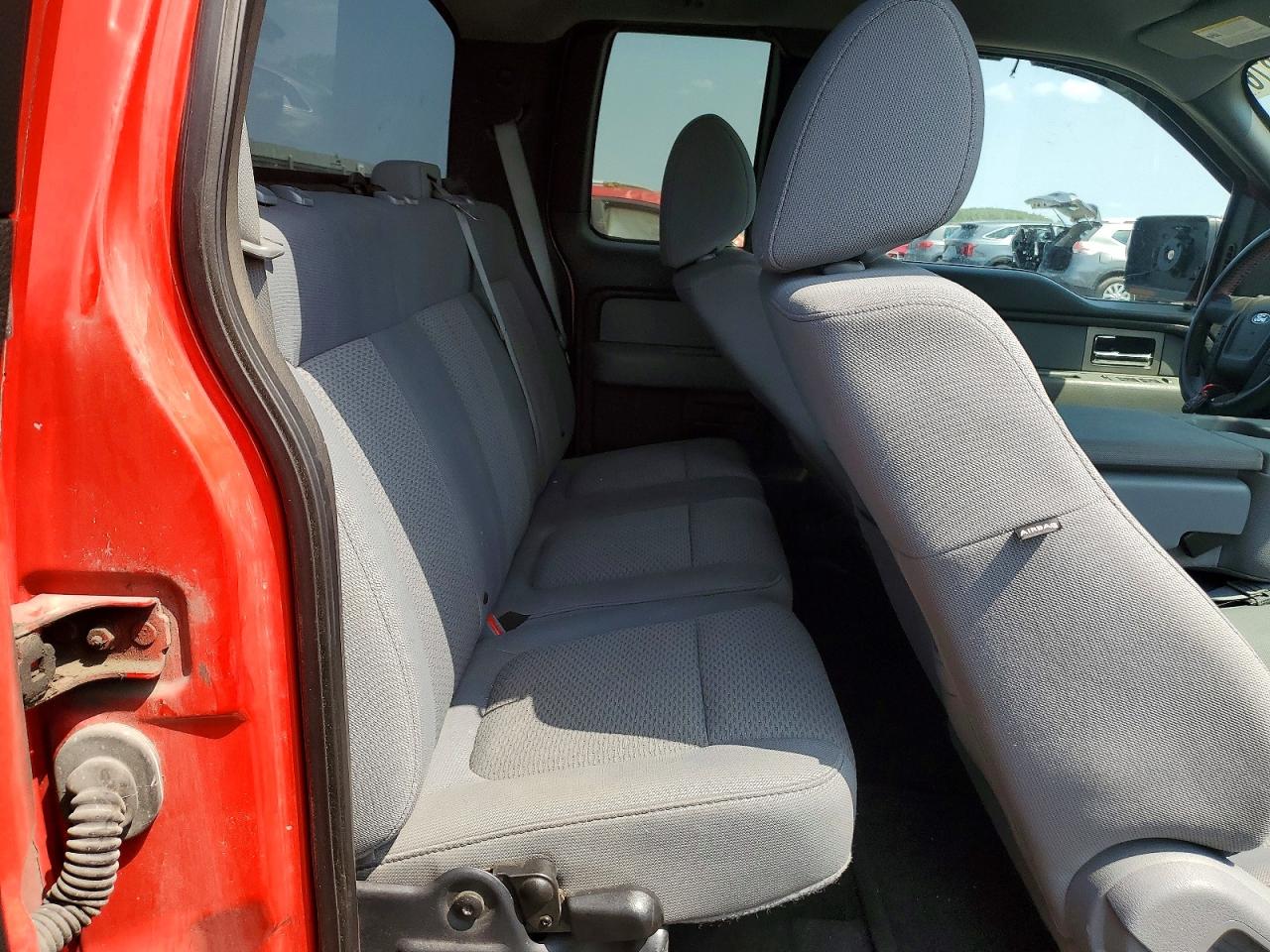 2011 Ford F150 Super Cab Red vin: 1FTFX1EF3BFA09199
