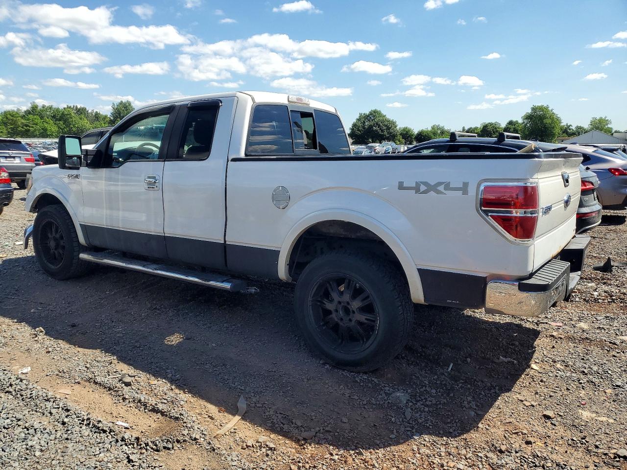 2011 Ford F150 Super Cab White vin: 1FTFX1EF3BFA10336