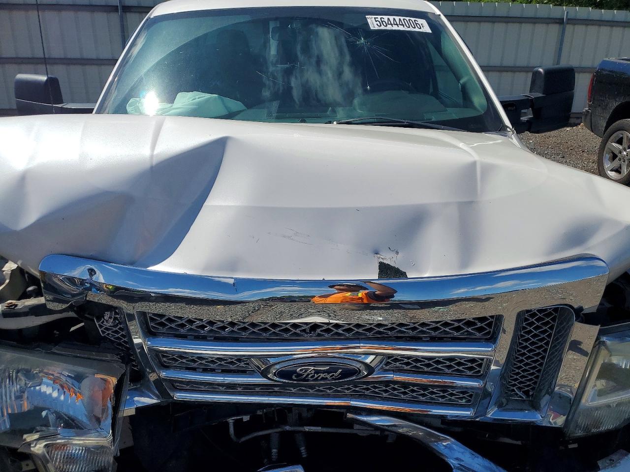 2011 Ford F150 Super Cab White vin: 1FTFX1EF3BFA10336