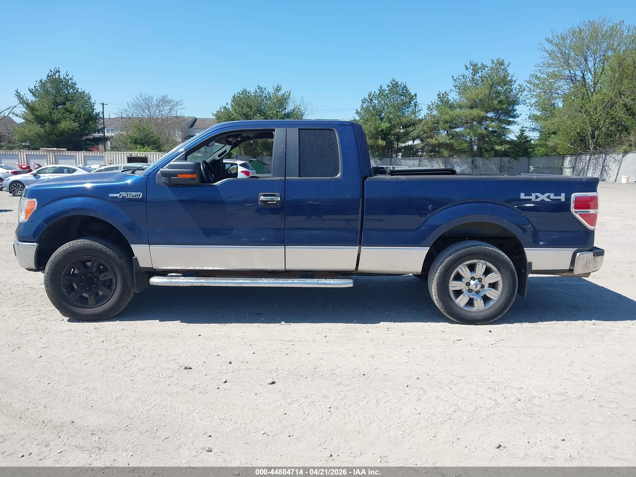 2011 Ford F-150 Xlt Blue vin: 1FTFX1EF3BFA58077
