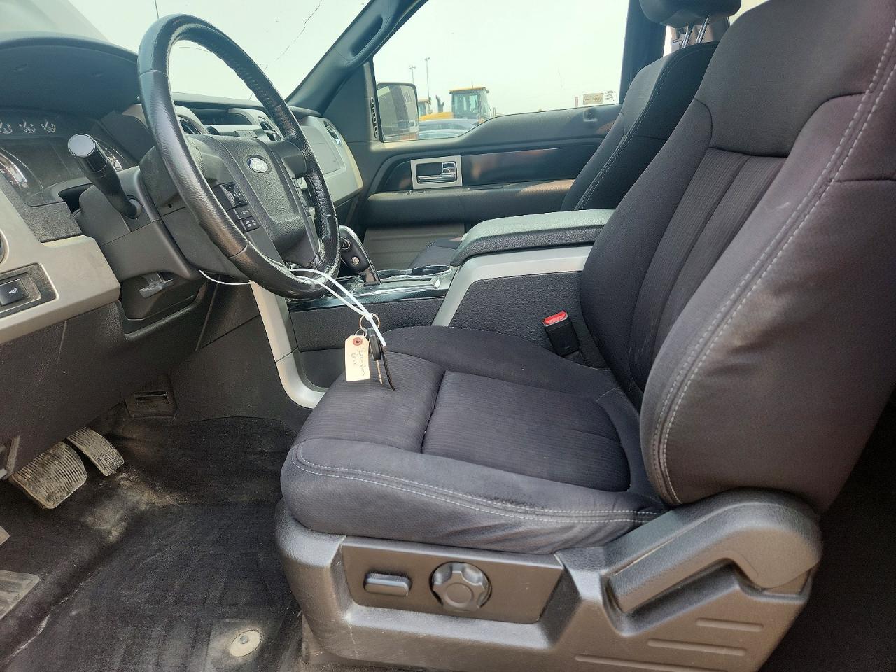 2011 Ford F150 Super Cab Black vin: 1FTFX1EF3BFD16341