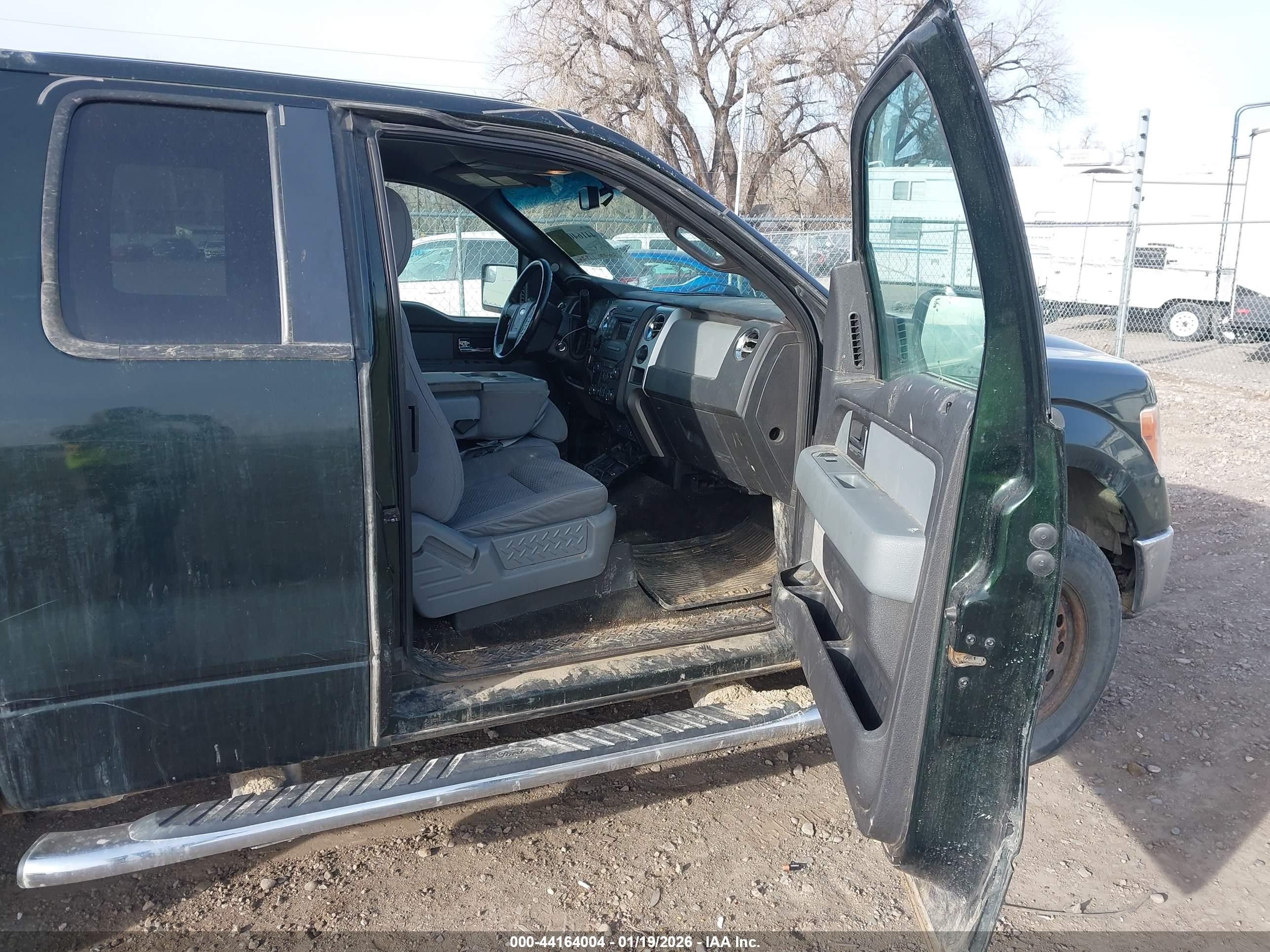2013 Ford F-150 Xlt Зеленый vin: 1FTFX1EF3DFC30238