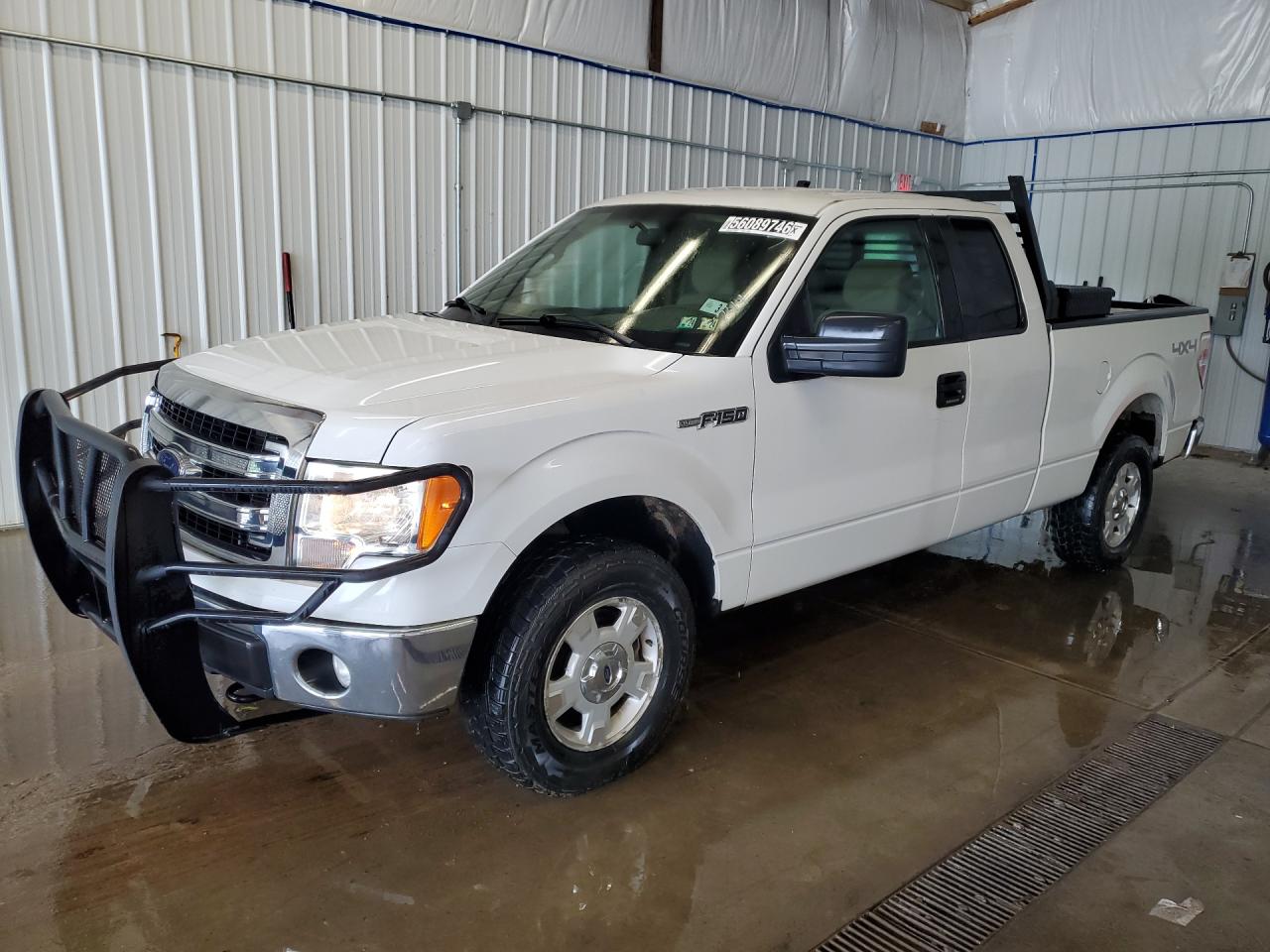 2014 Ford F150 Super Cab White vin: 1FTFX1EF3EFA94744 Damage: Hood, Chipped, 3
