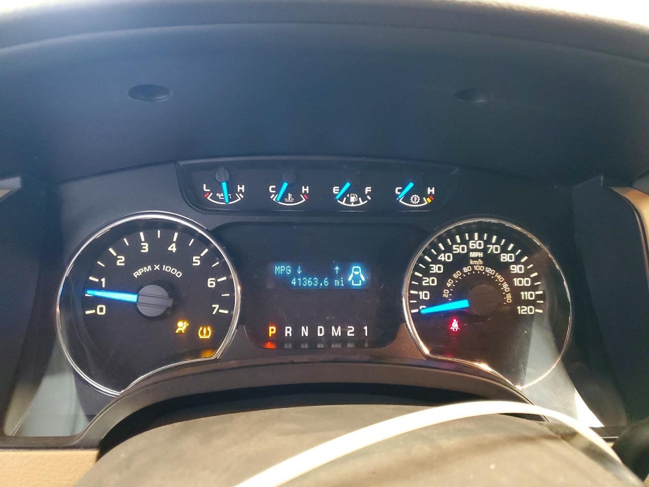 2014 Ford F150 Super Cab White vin: 1FTFX1EF3EFA94744