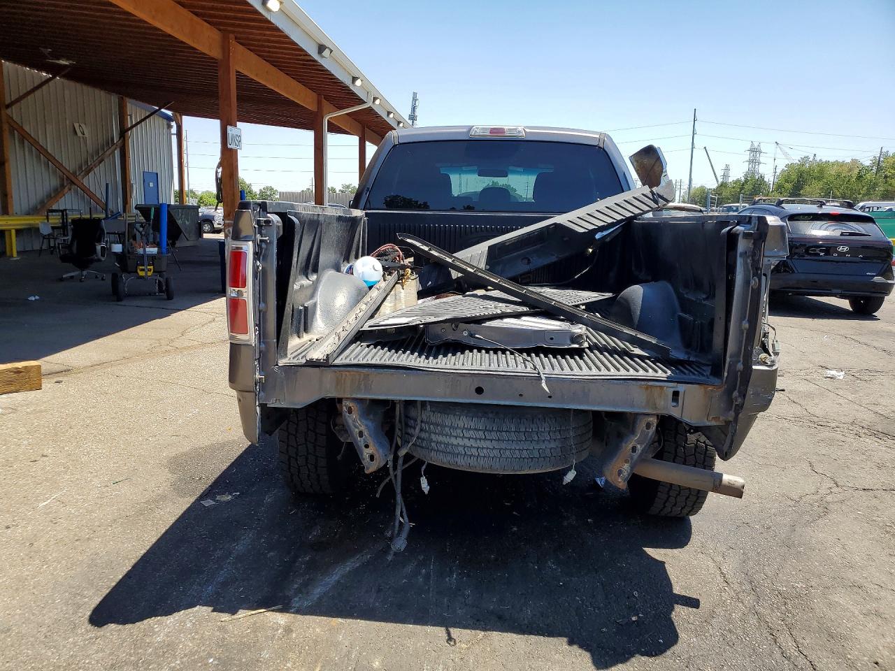 2014 Ford F150 Super Cab Серый vin: 1FTFX1EF3EFC78064