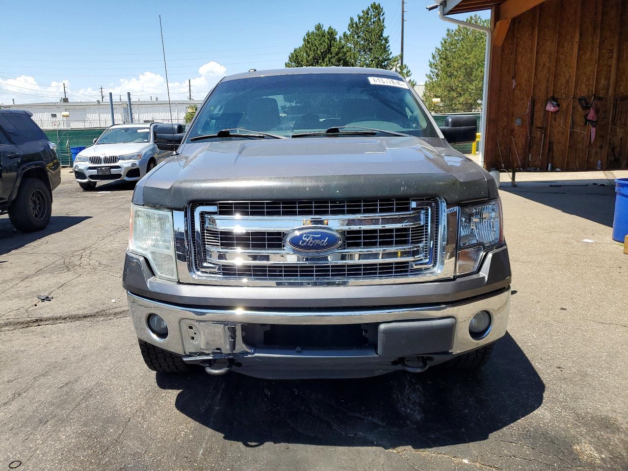 2014 Ford F150 Super Cab Серый vin: 1FTFX1EF3EFC78064