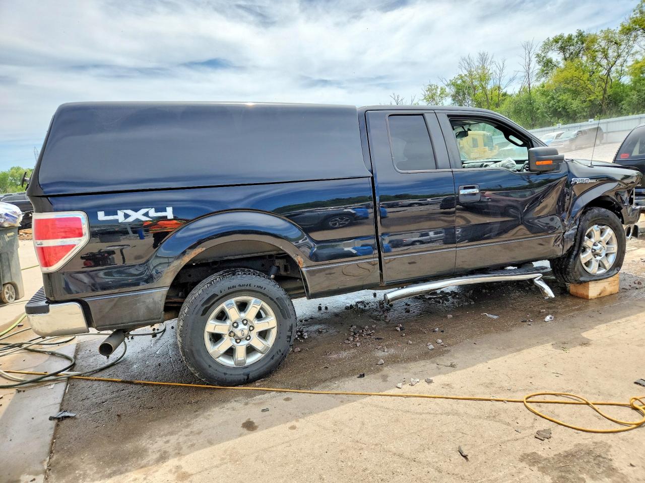 2014 Ford F150 Super Cab Black vin: 1FTFX1EF3EFD05599