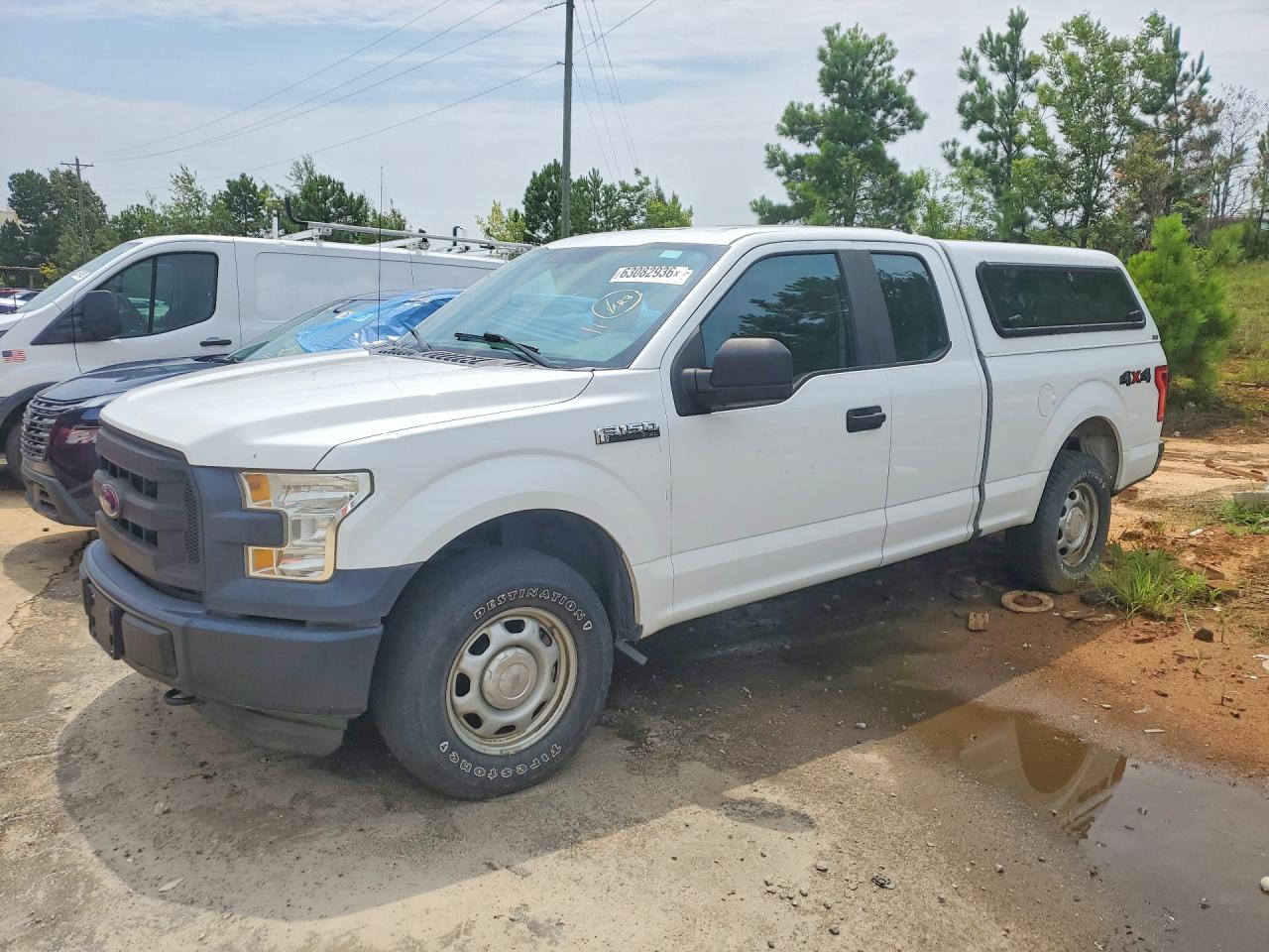 2015 Ford F150 Super Cab White vin: 1FTFX1EF3FFA61535