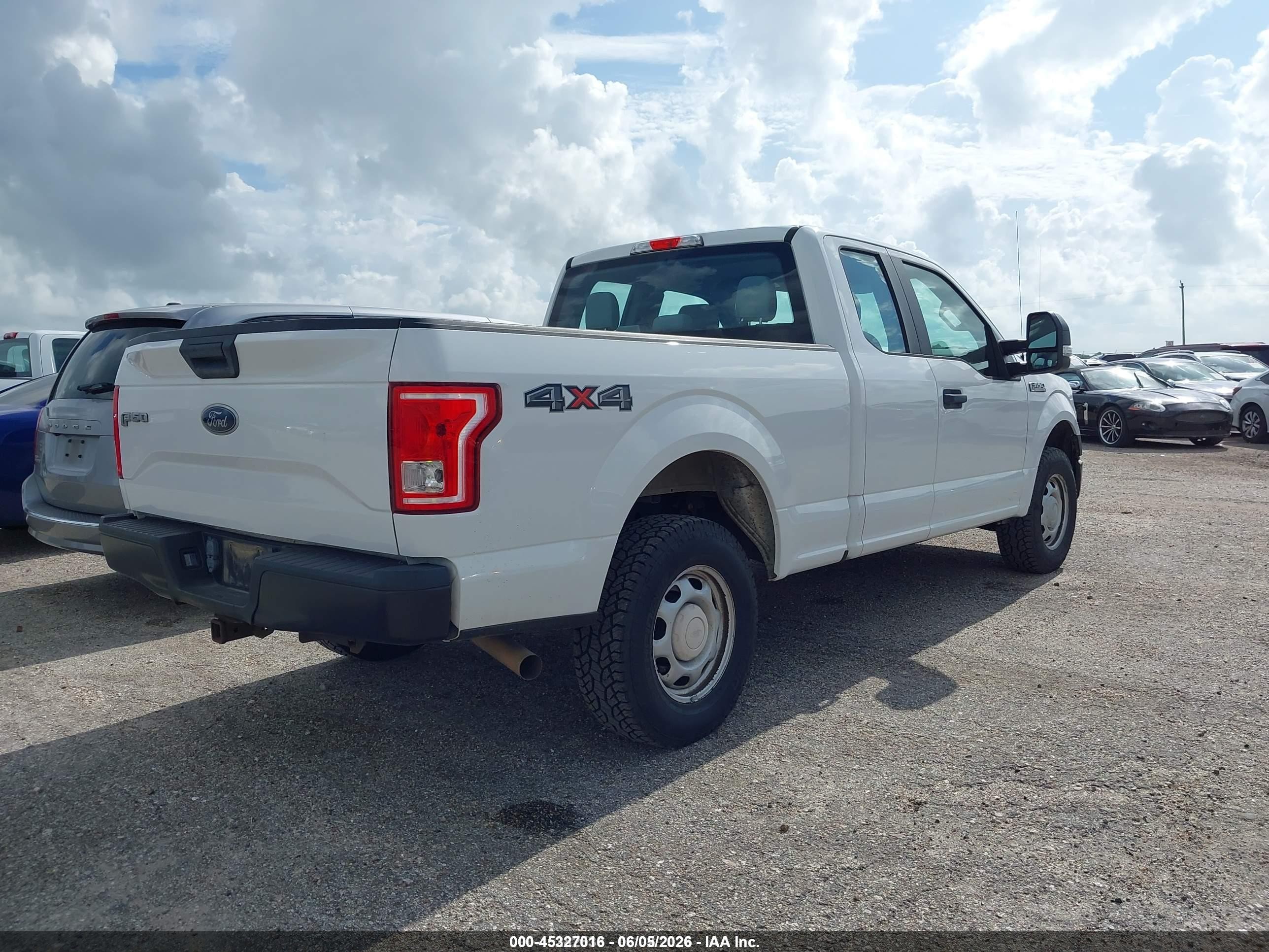 2017 Ford F-150 Xl White vin: 1FTFX1EF3HFA13245