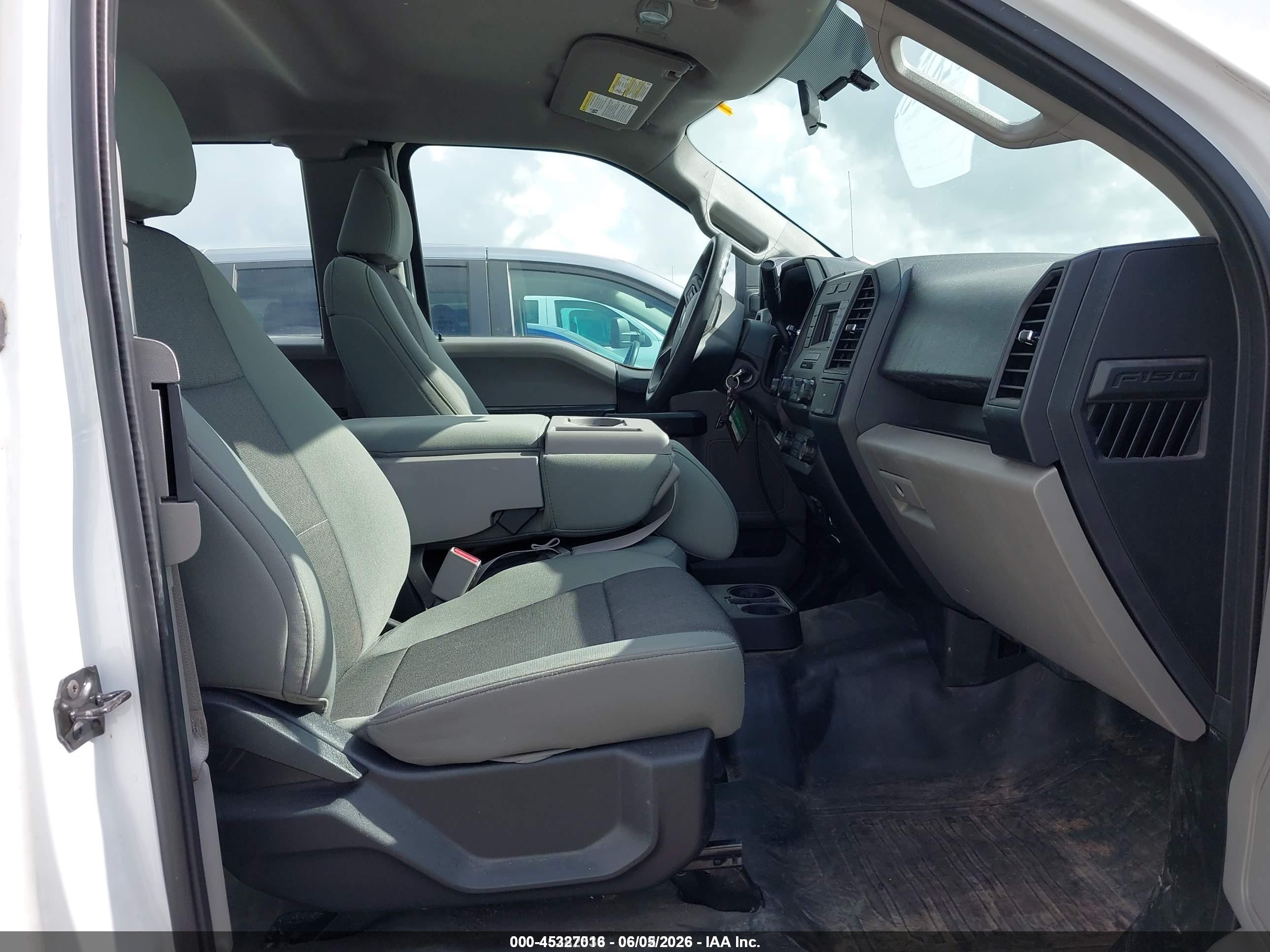 2017 Ford F-150 Xl White vin: 1FTFX1EF3HFA13245