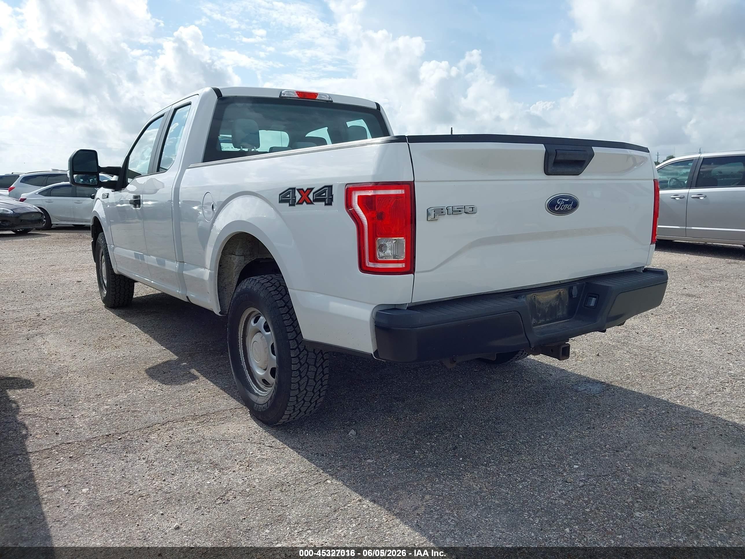 2017 Ford F-150 Xl White vin: 1FTFX1EF3HFA13245