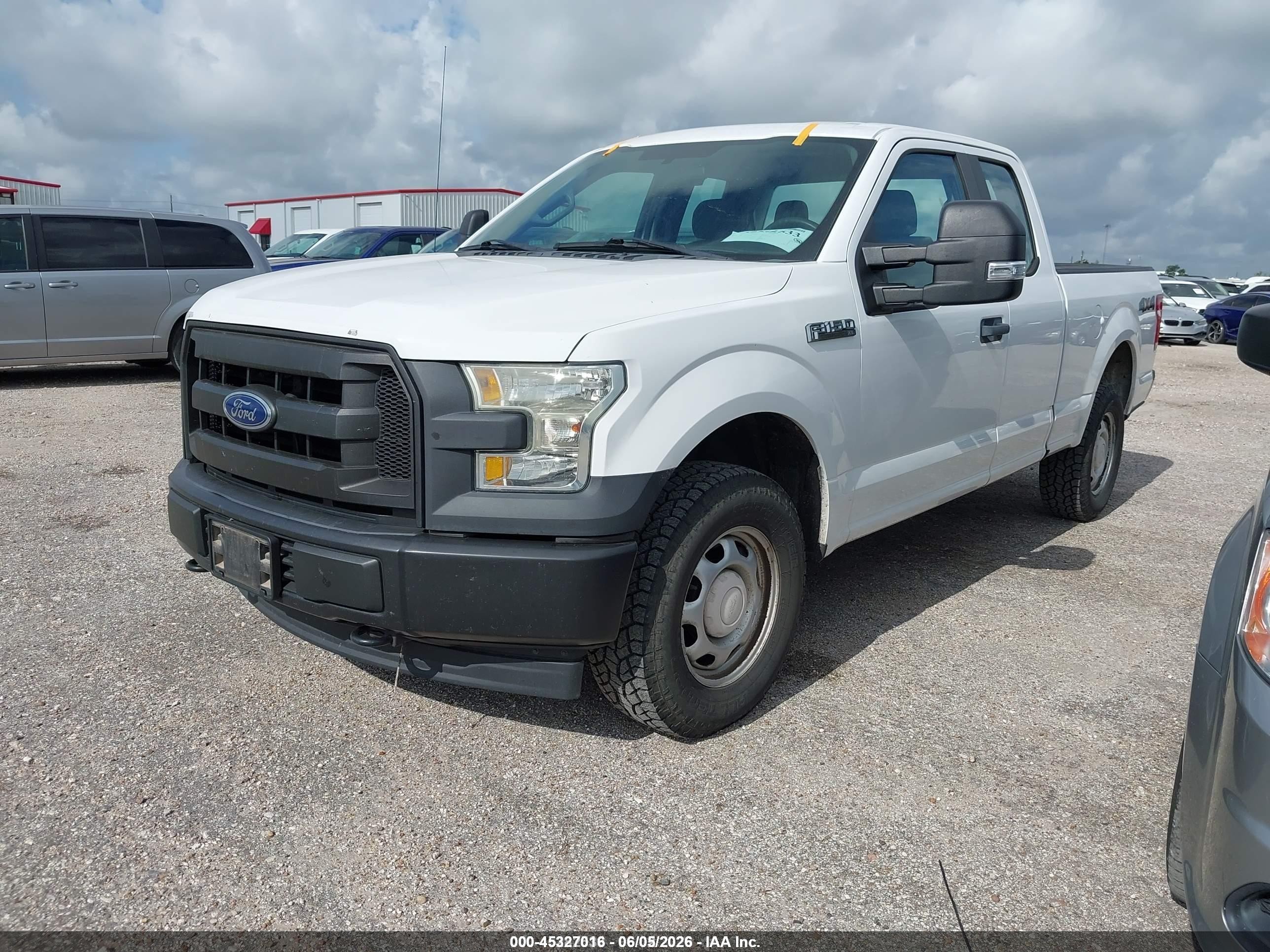 2017 Ford F-150 Xl White vin: 1FTFX1EF3HFA13245