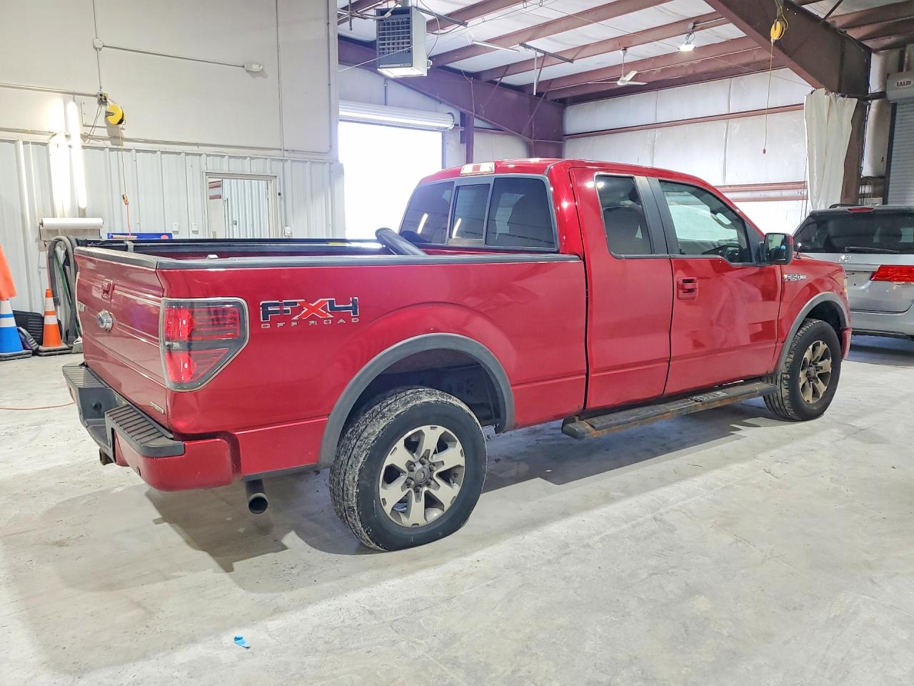 2011 Ford F150 Super Cab Red vin: 1FTFX1EF4BFA49906