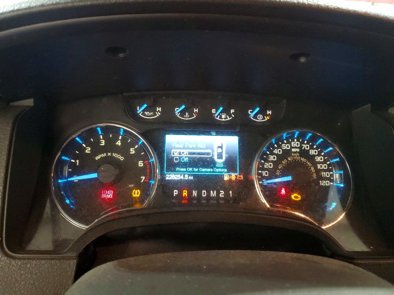 2011 Ford F150 Super Cab Red vin: 1FTFX1EF4BFA49906