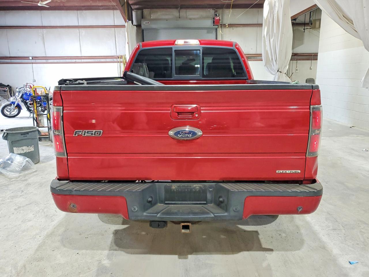 2011 Ford F150 Super Cab Red vin: 1FTFX1EF4BFA49906