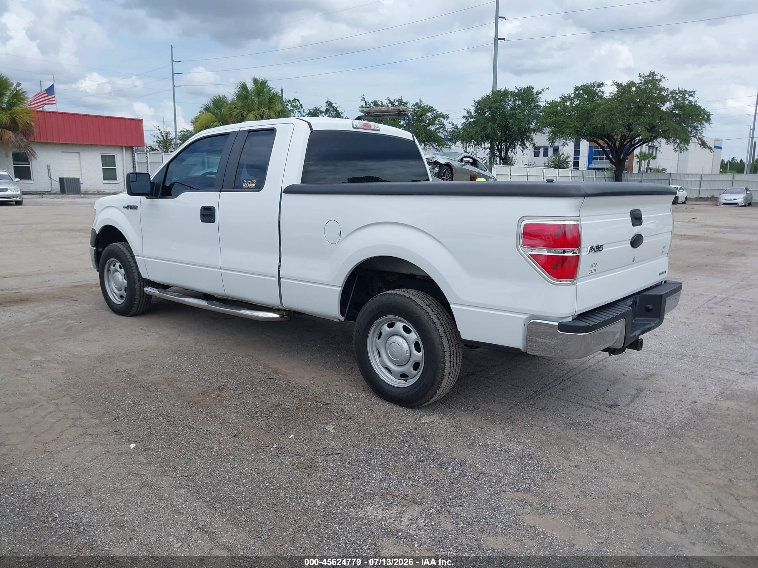 2011 Ford F-150 Xl Yellow vin: 1FTFX1EF4BFB41050