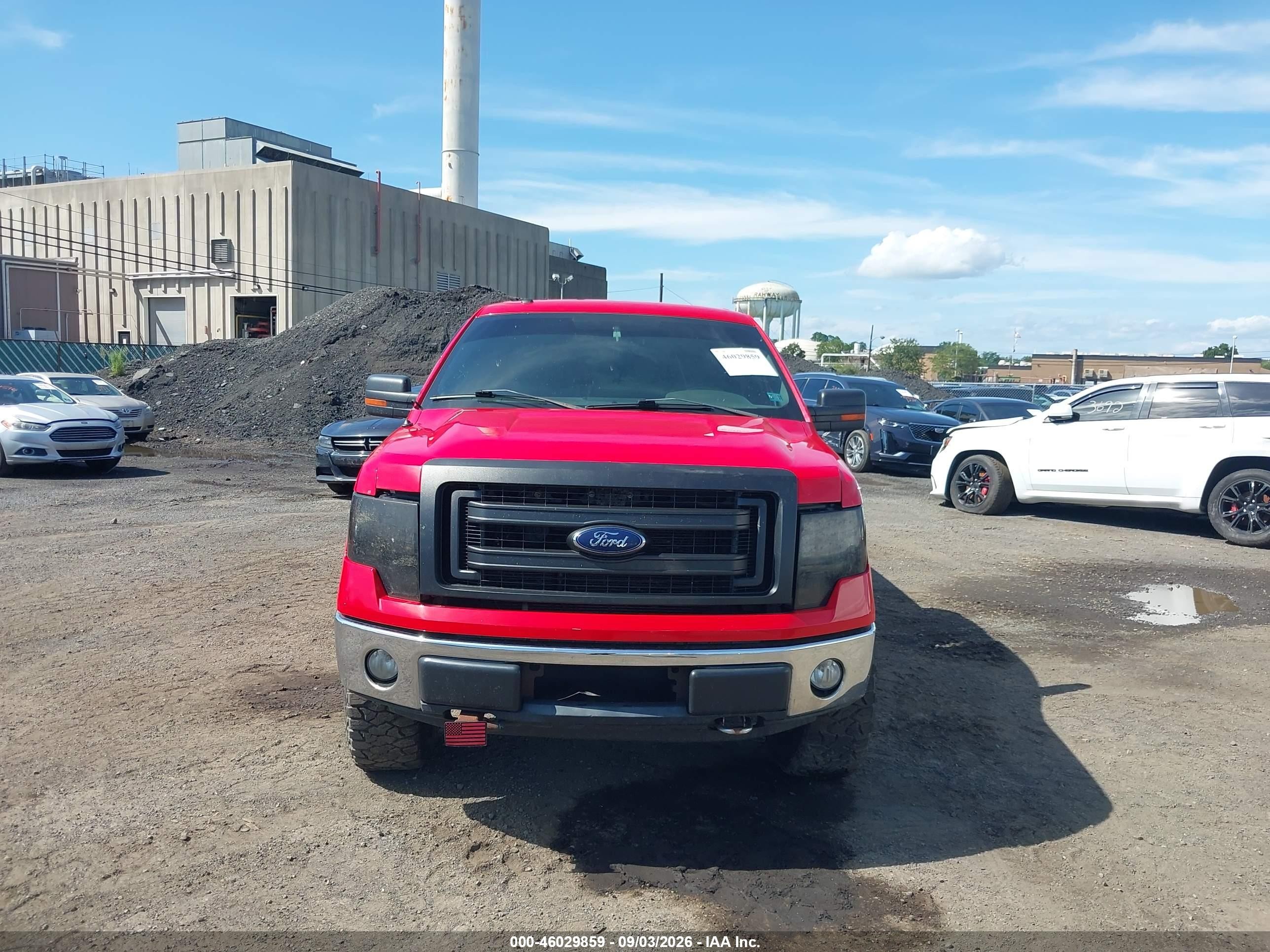 2011 Ford F-150 Xlt Red vin: 1FTFX1EF4BKD07249