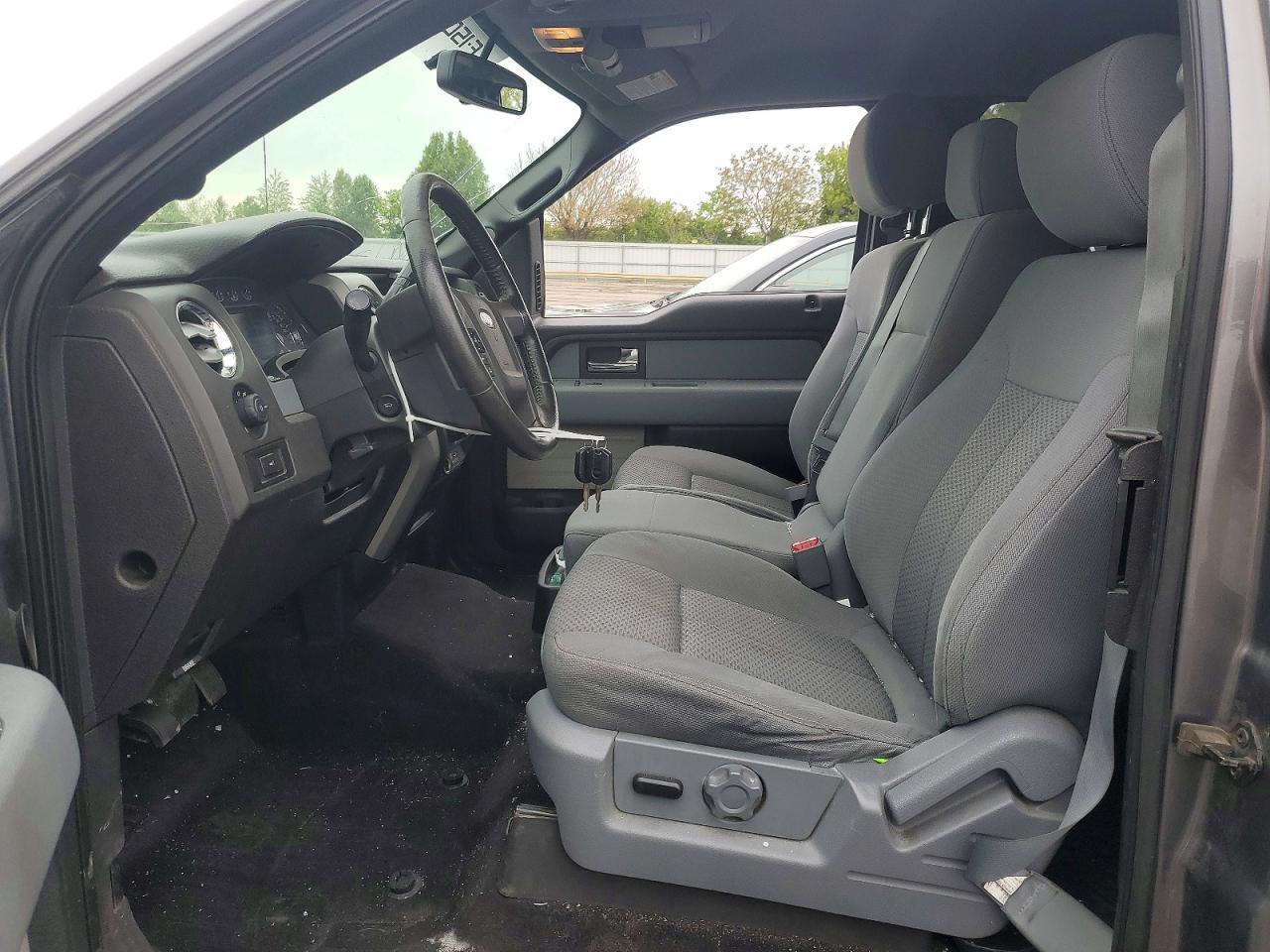 2012 Ford F150 Super Cab Gray vin: 1FTFX1EF4CFA39605
