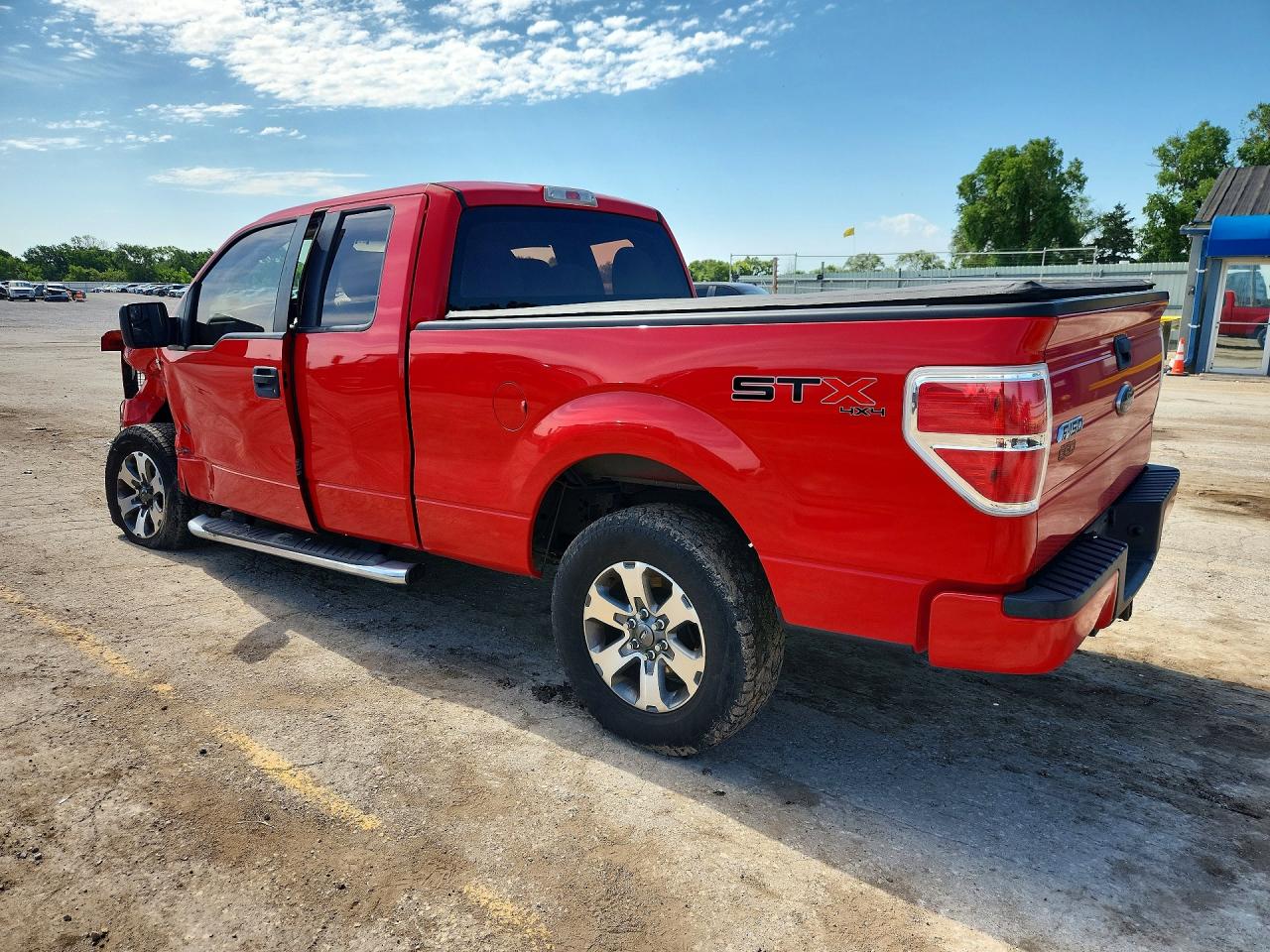 2012 Ford F150 Super Cab Red vin: 1FTFX1EF4CFC77812