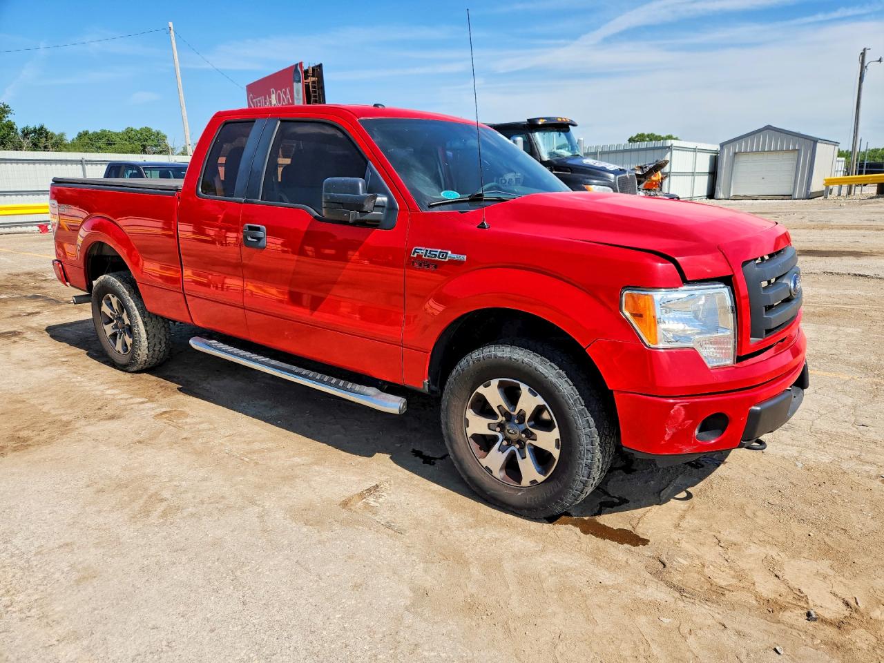 2012 Ford F150 Super Cab Red vin: 1FTFX1EF4CFC77812