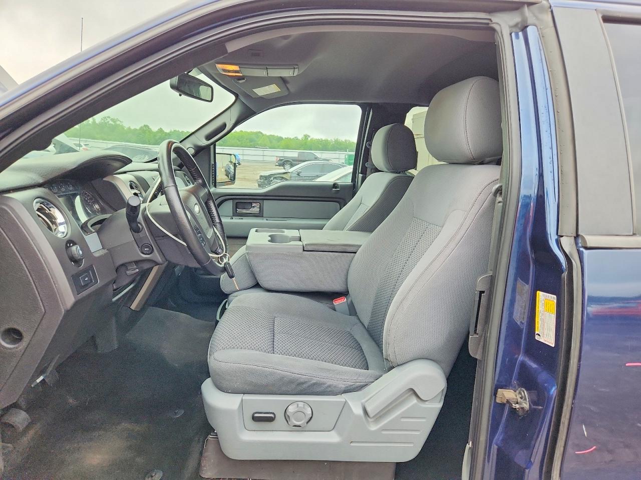 2013 Ford F150 Super Cab Blue vin: 1FTFX1EF4DFA14656