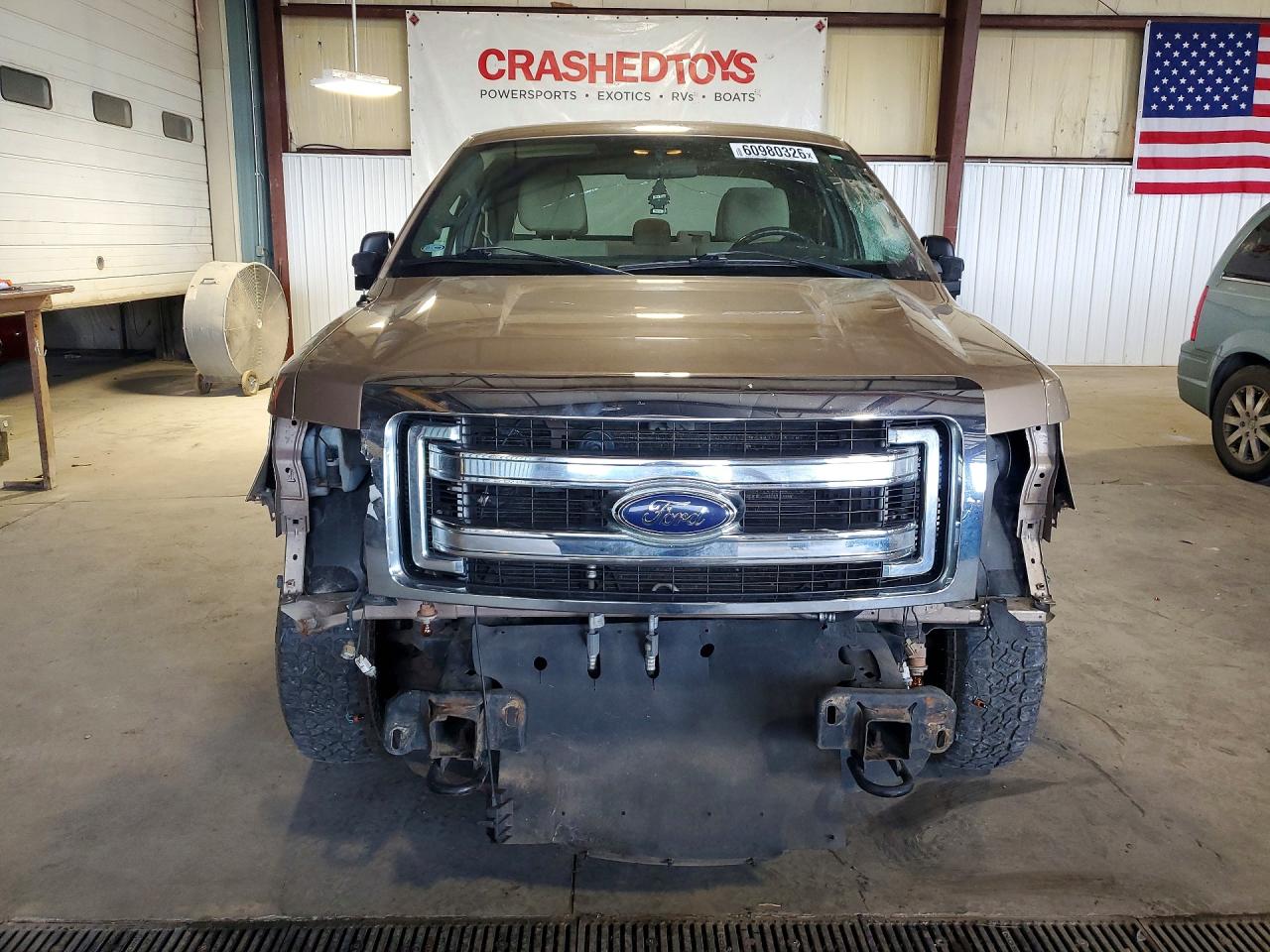 2013 Ford F150 Super Cab Gold vin: 1FTFX1EF4DKE00890