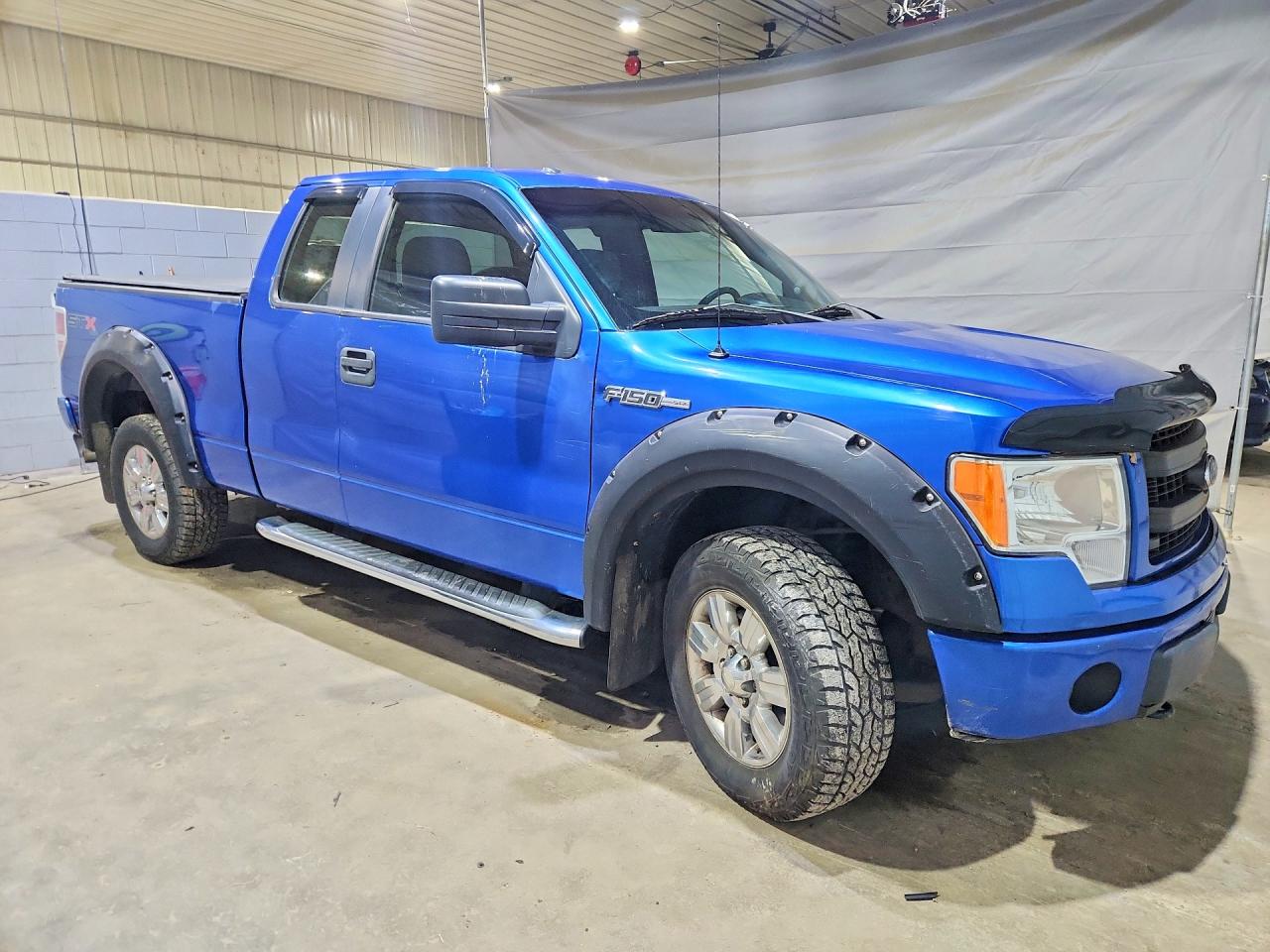 2013 Ford F150 Super Cab Blue vin: 1FTFX1EF4DKF30216