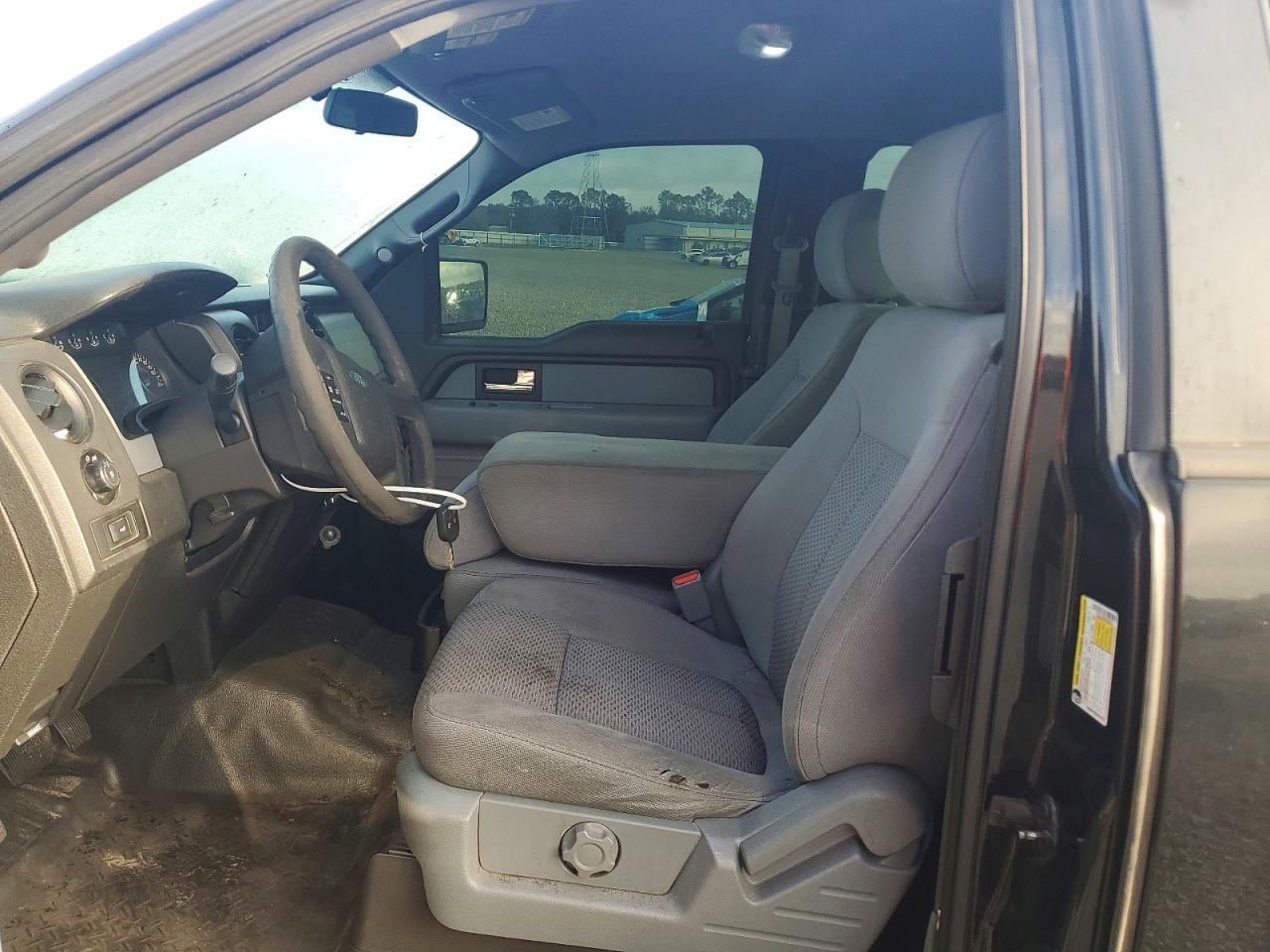 2014 Ford F150 Super Cab Black vin: 1FTFX1EF4EFC58244