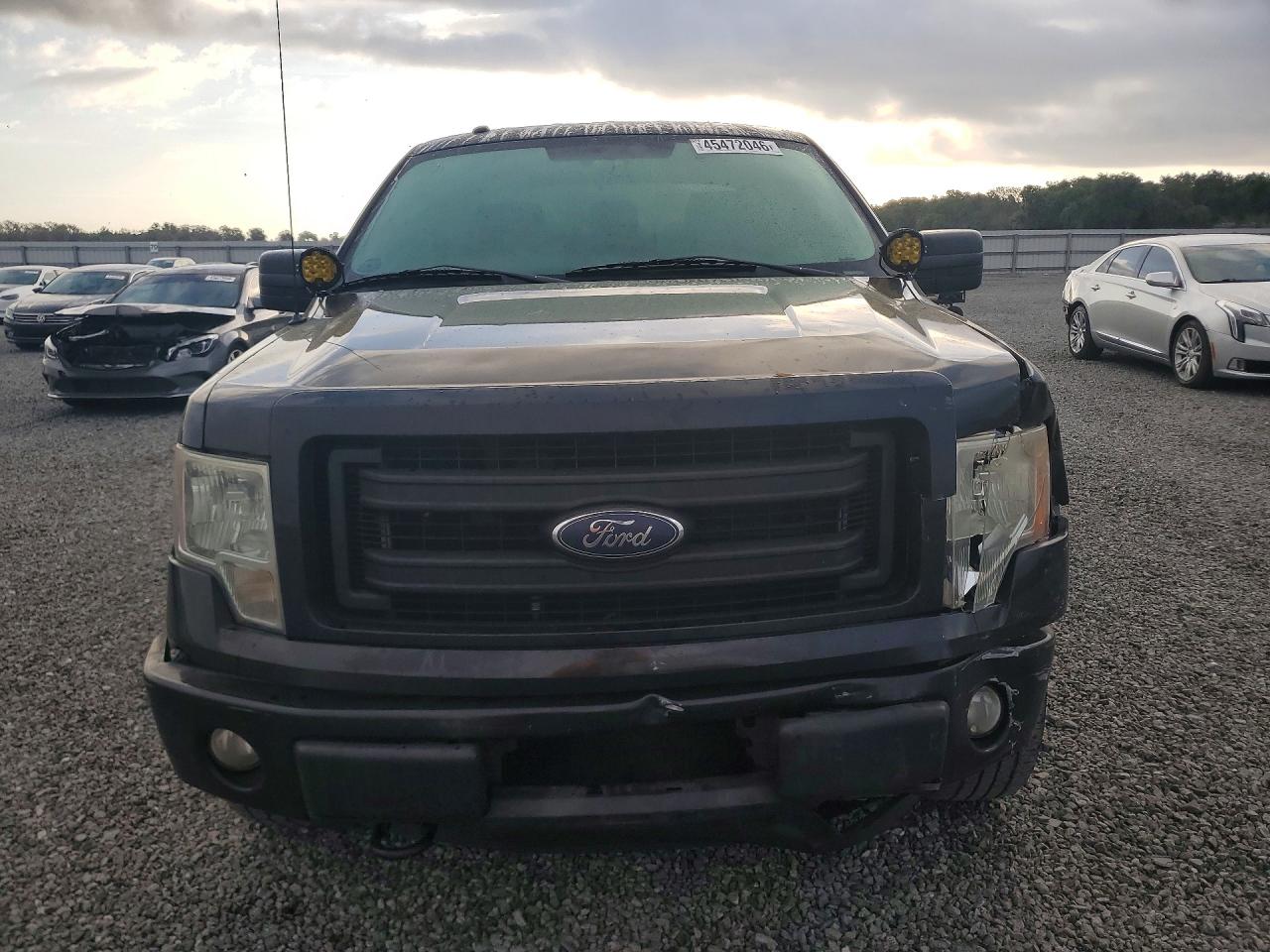 2014 Ford F150 Super Cab Black vin: 1FTFX1EF4EFC58244
