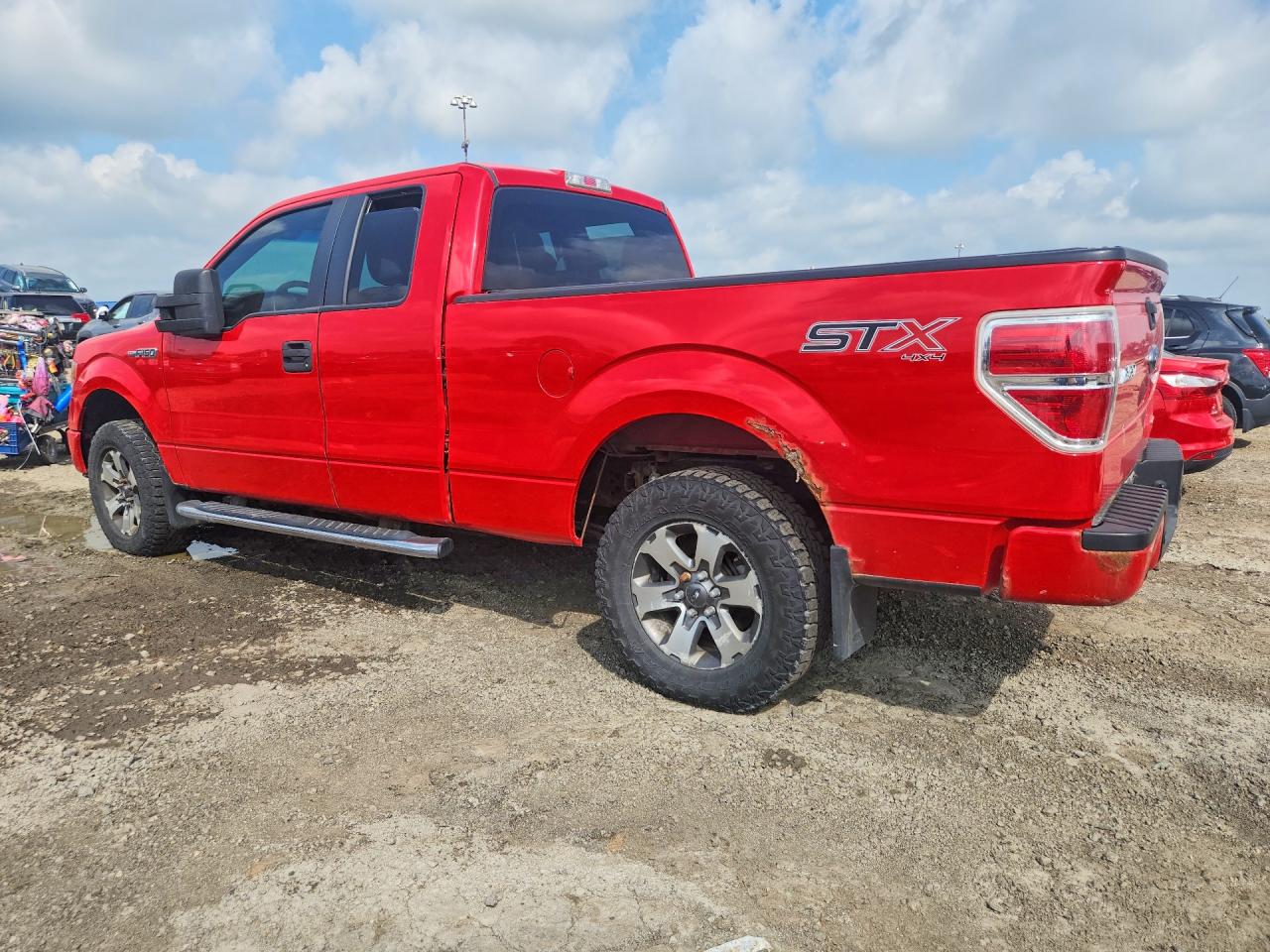 2014 Ford F150 Super Cab Red vin: 1FTFX1EF4EKD90024