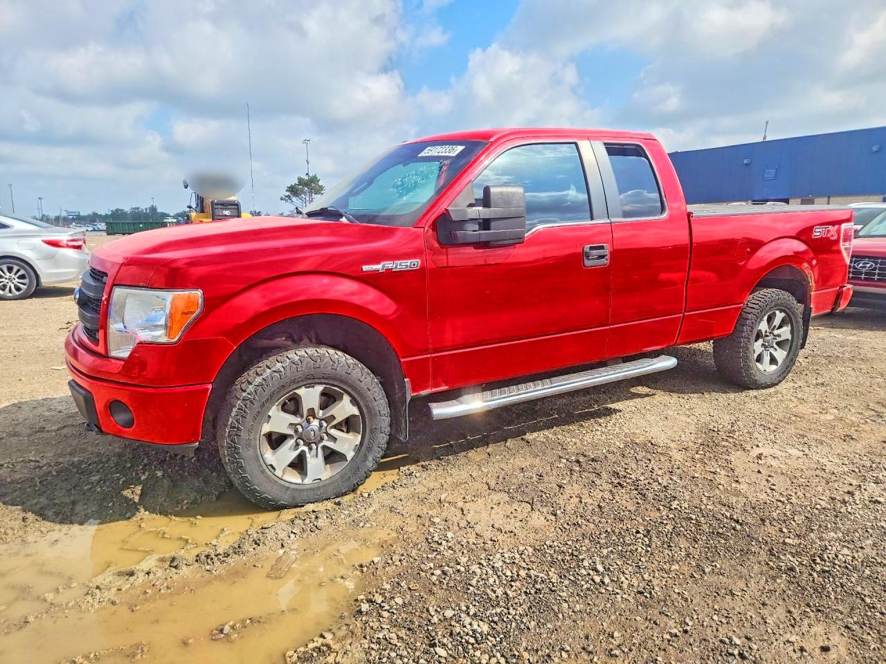 2014 Ford F150 Super Cab Red vin: 1FTFX1EF4EKD90024