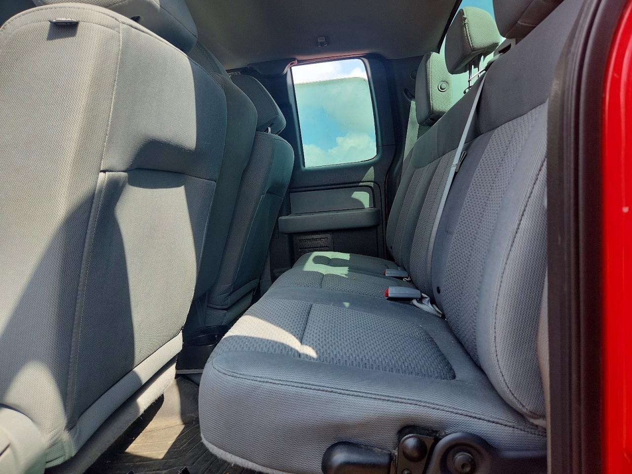 2014 Ford F150 Super Cab Red vin: 1FTFX1EF4EKD90024