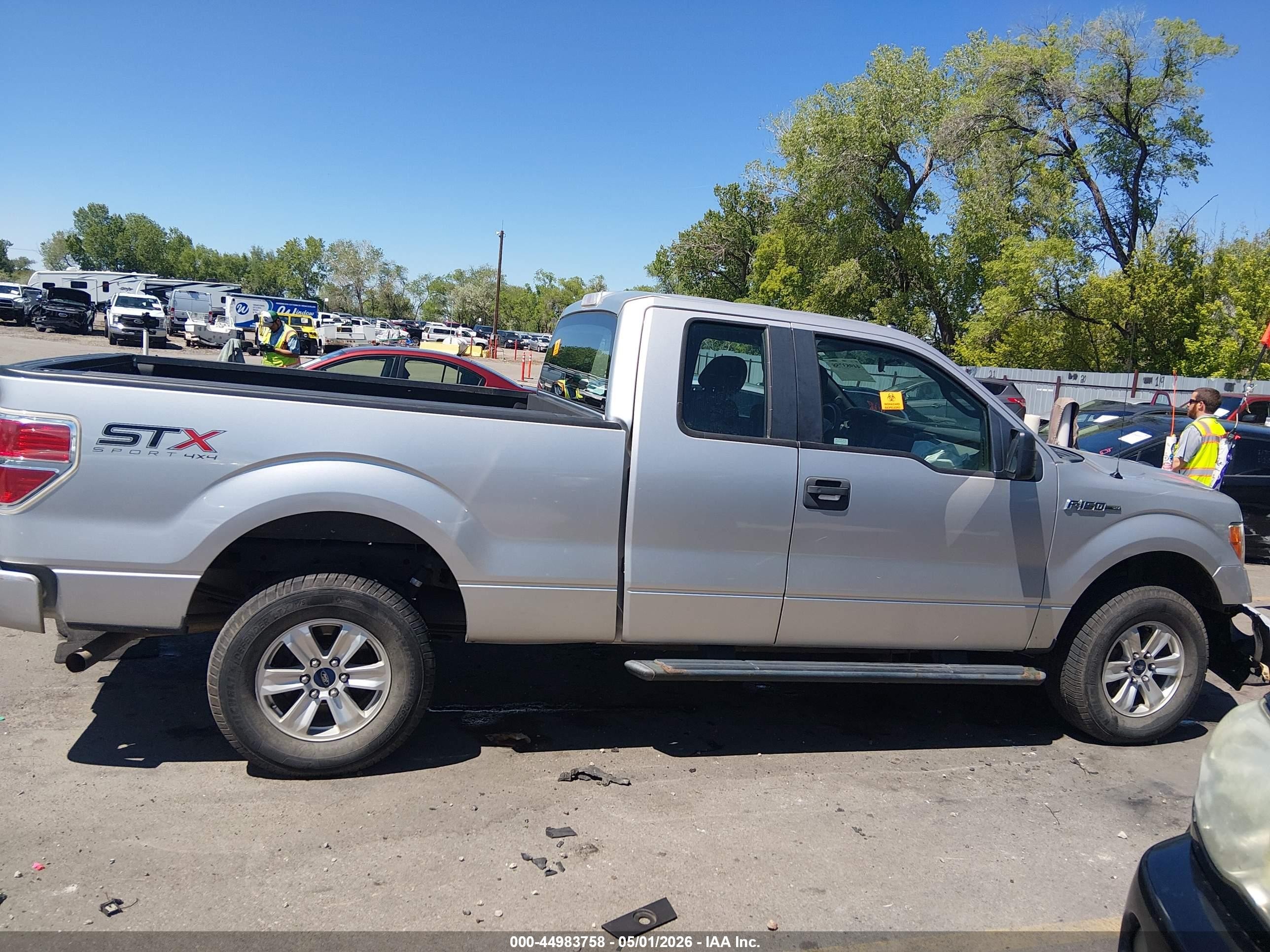 2014 Ford F-150 Stx Silver vin: 1FTFX1EF4EKE00759