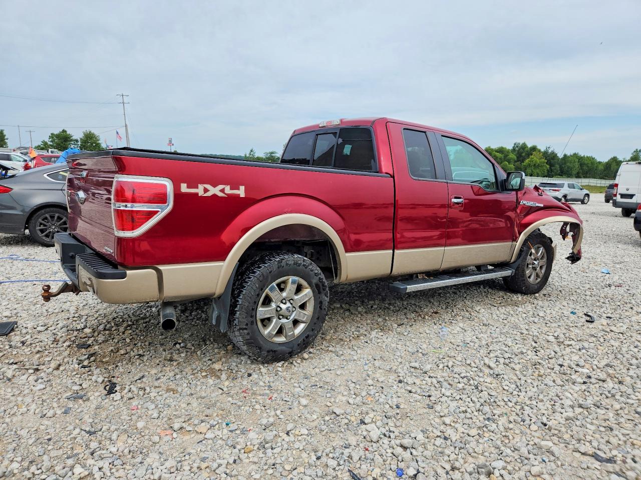 2014 Ford F150 Super Cab Burgundy vin: 1FTFX1EF4EKE64204