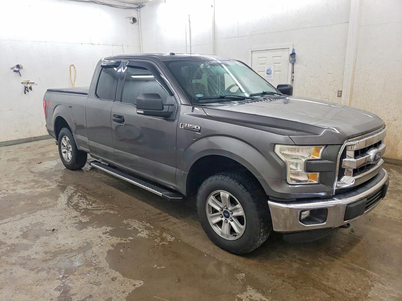 2015 Ford F150 Super Cab Gray vin: 1FTFX1EF4FKF21406