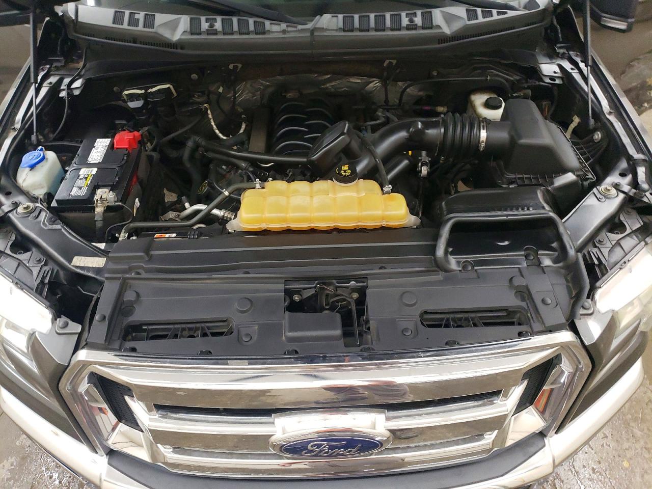 2015 Ford F150 Super Cab Gray vin: 1FTFX1EF4FKF21406