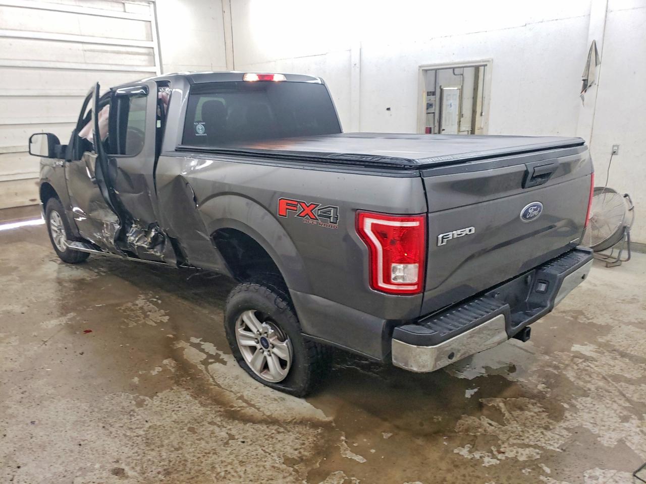 2015 Ford F150 Super Cab Gray vin: 1FTFX1EF4FKF21406