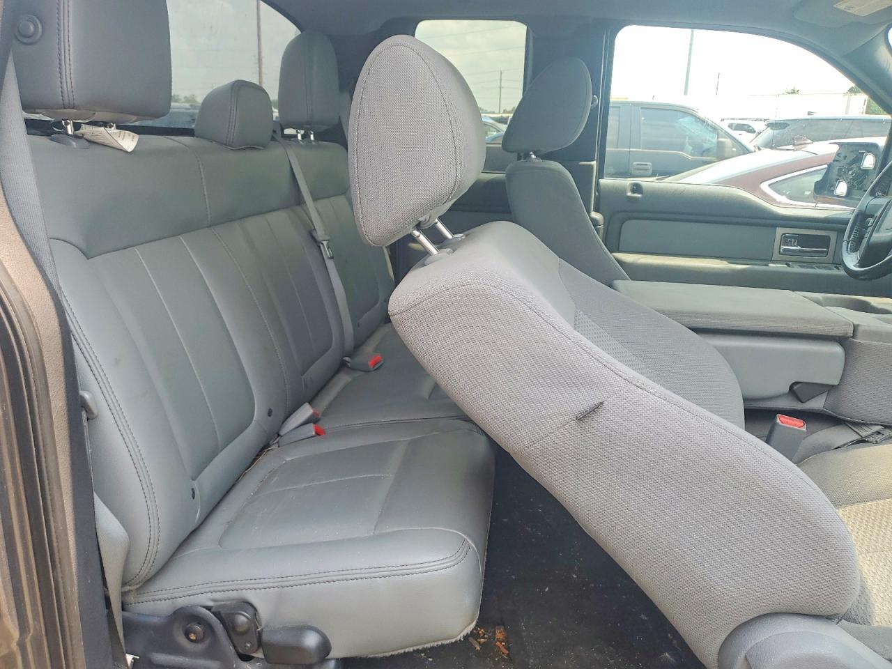 2011 Ford F150 Super Cab Gray vin: 1FTFX1EF5BFA39434