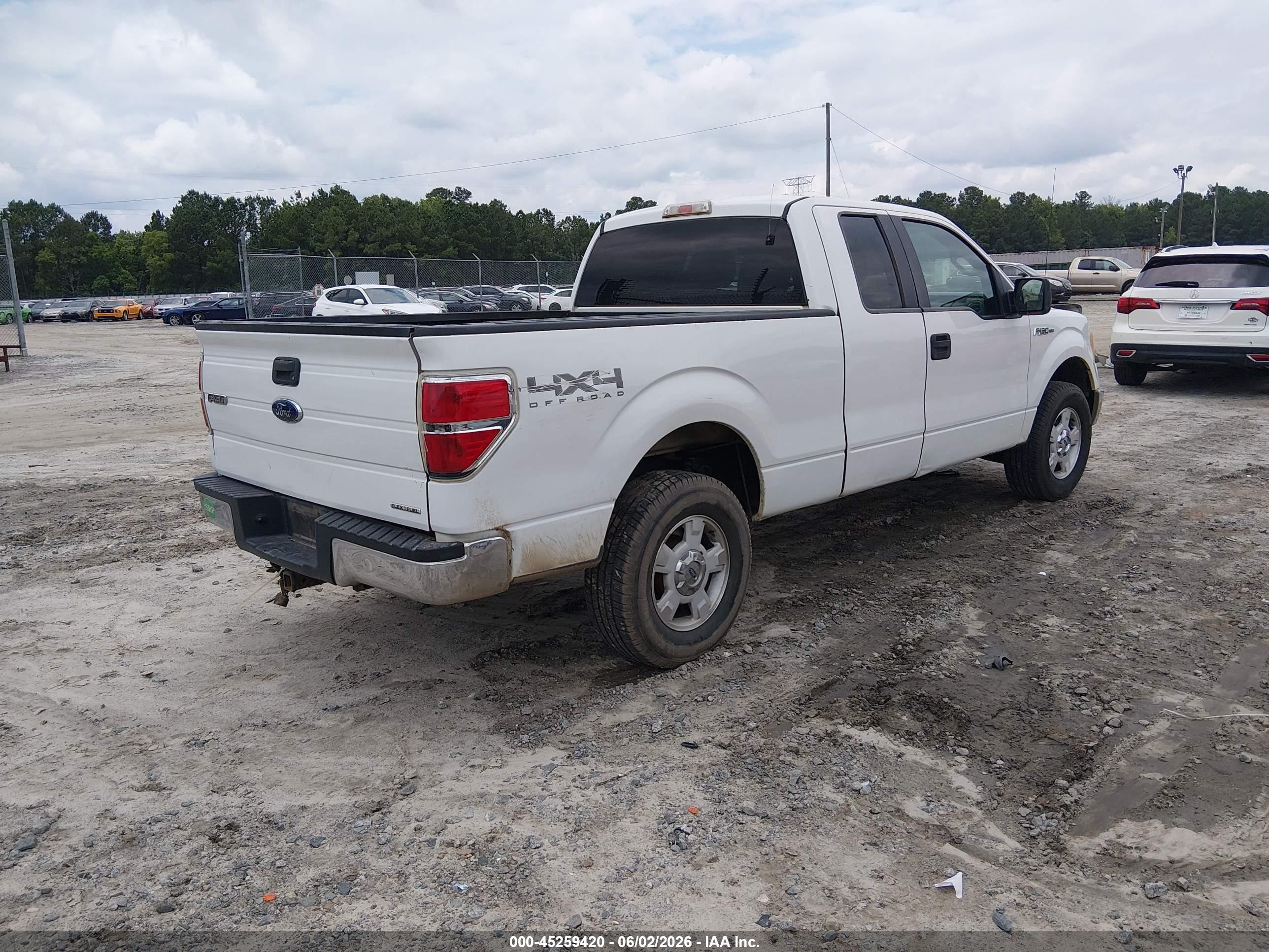 2011 Ford F-150 Xlt White vin: 1FTFX1EF5BFA49588