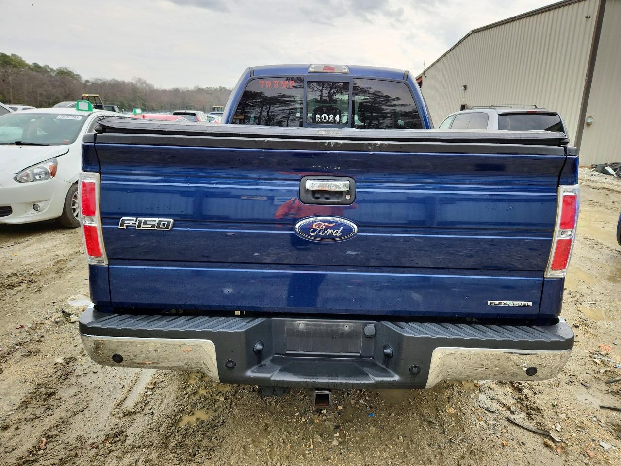 2011 Ford F150 Super Cab Blue vin: 1FTFX1EF5BFB00474