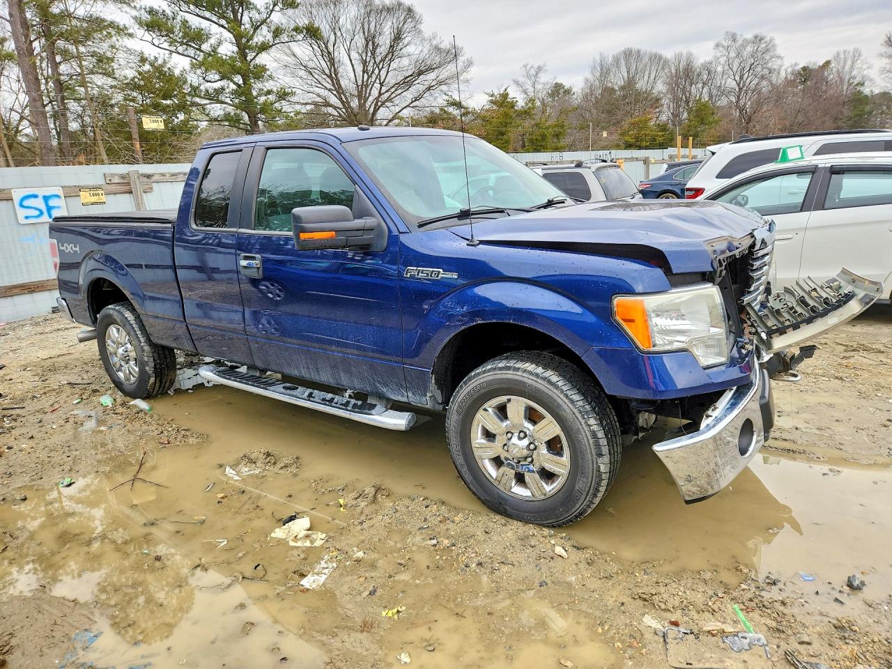 2011 Ford F150 Super Cab Blue vin: 1FTFX1EF5BFB00474