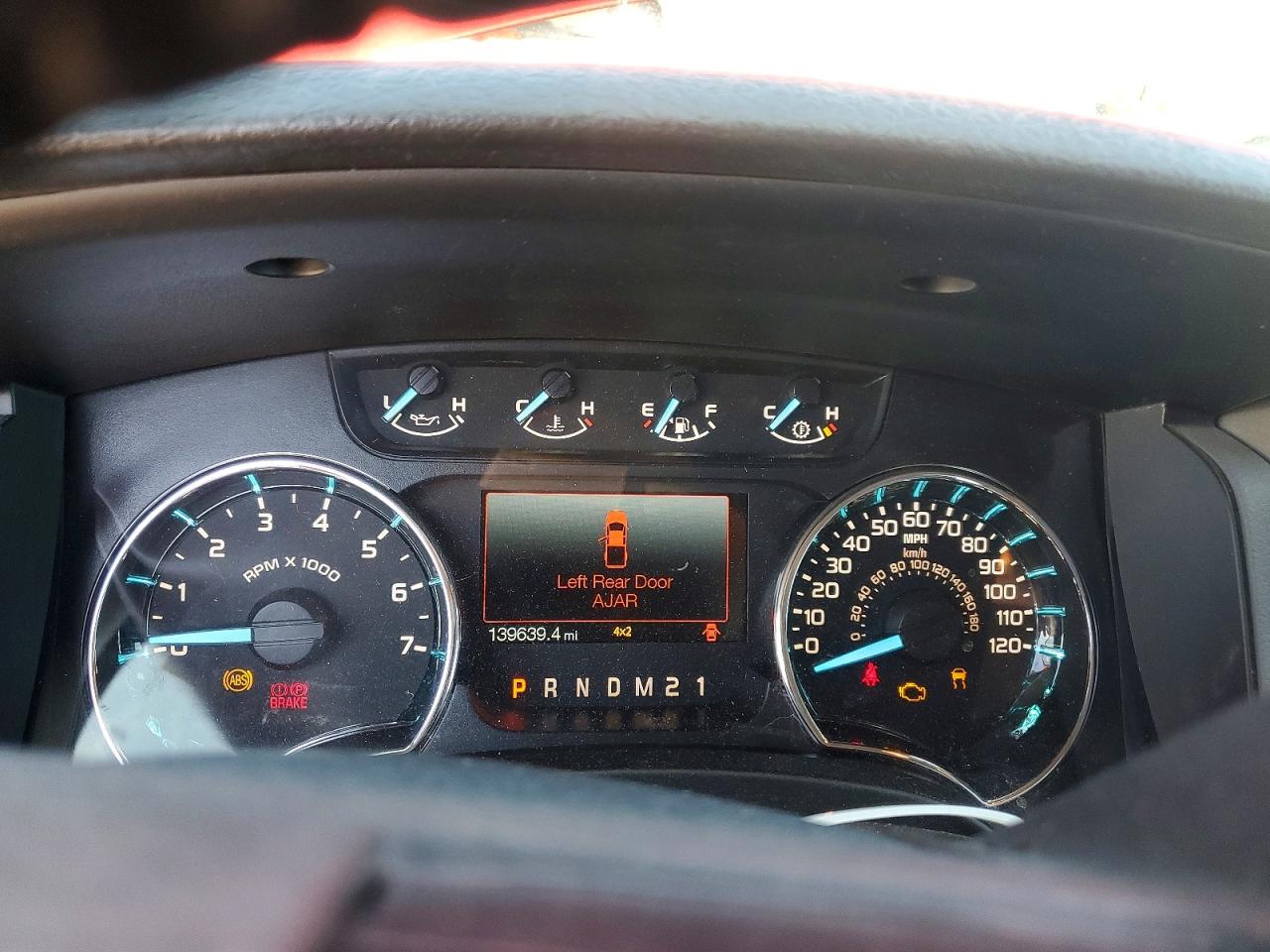 2012 Ford F150 Super Cab Красный vin: 1FTFX1EF5CFA38575
